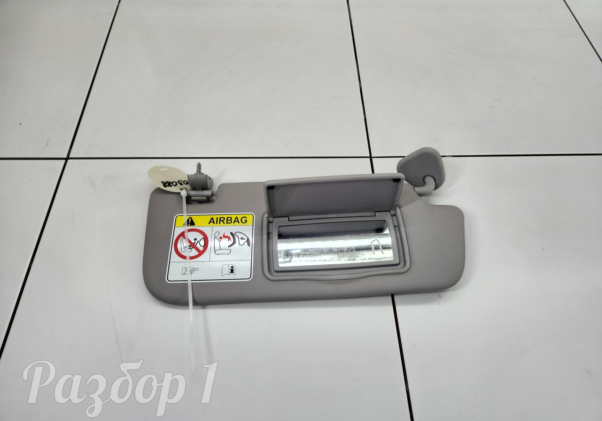 Козырек солнцезащитный правый для Geely Emgrand (SS11) (с 2021)