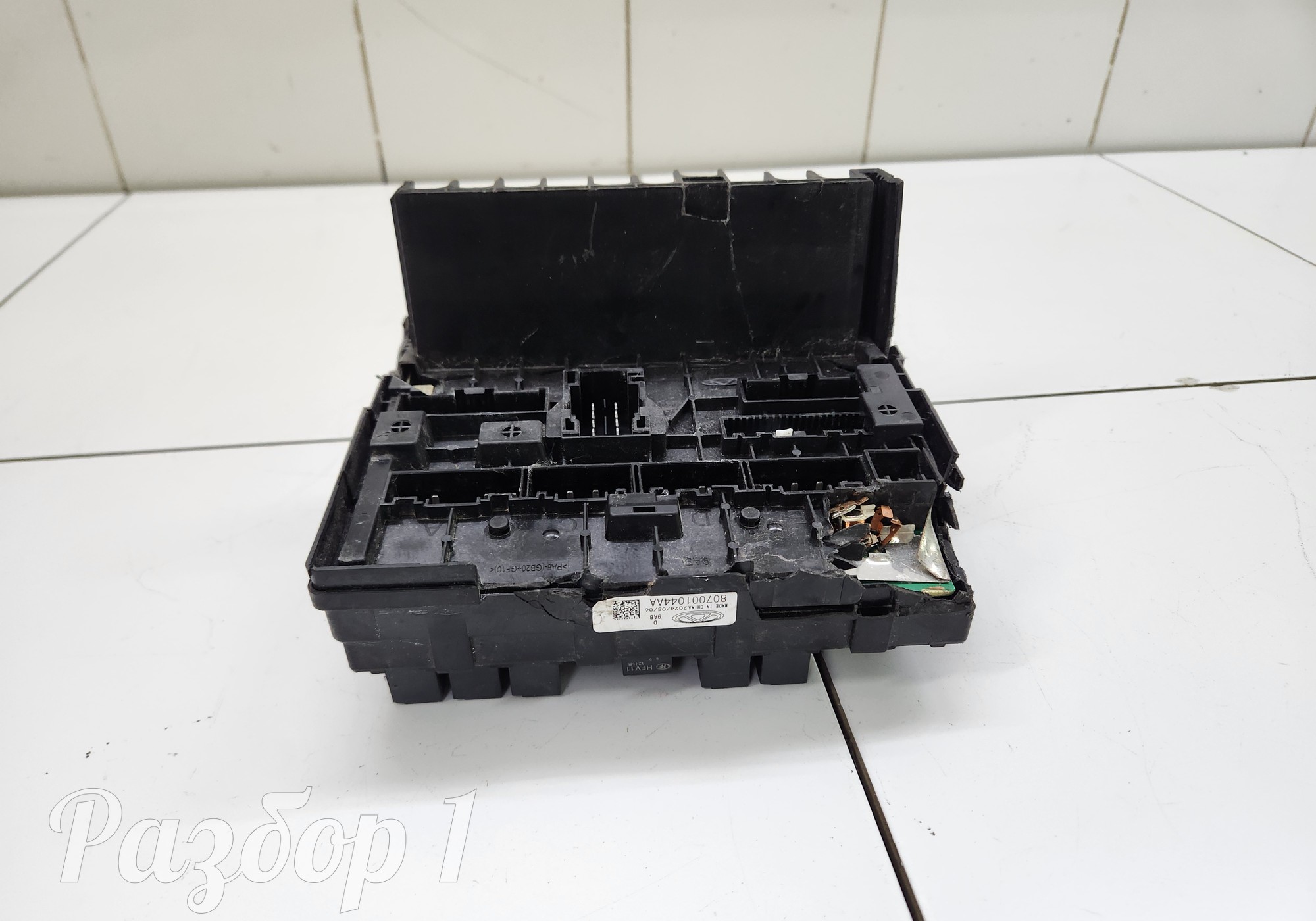 807001044AA Блок предохранителей для Jaecoo J8 (с 2024)