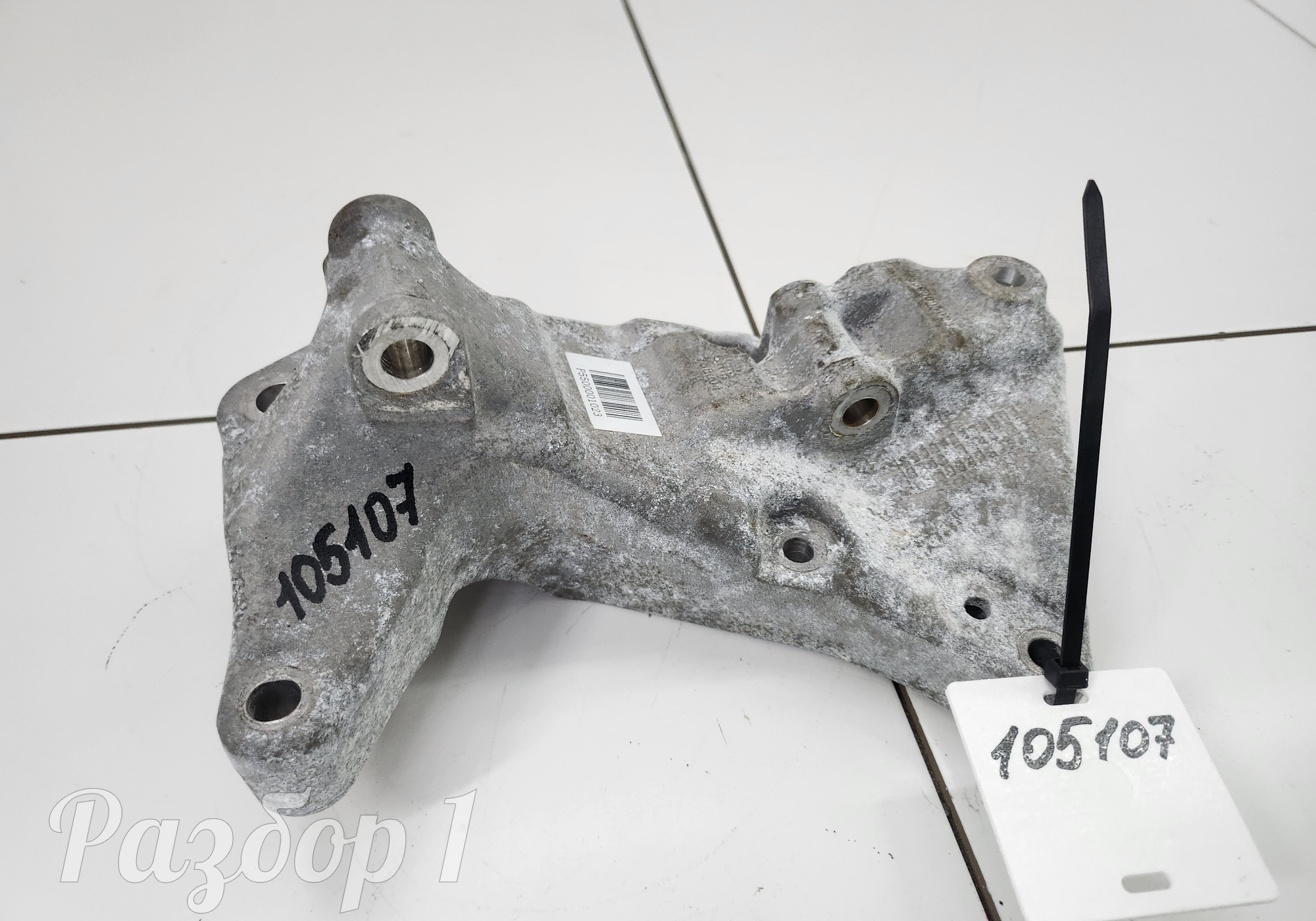 5500001023 Кронштейн двигателя для Geely Tugella (с 2019)