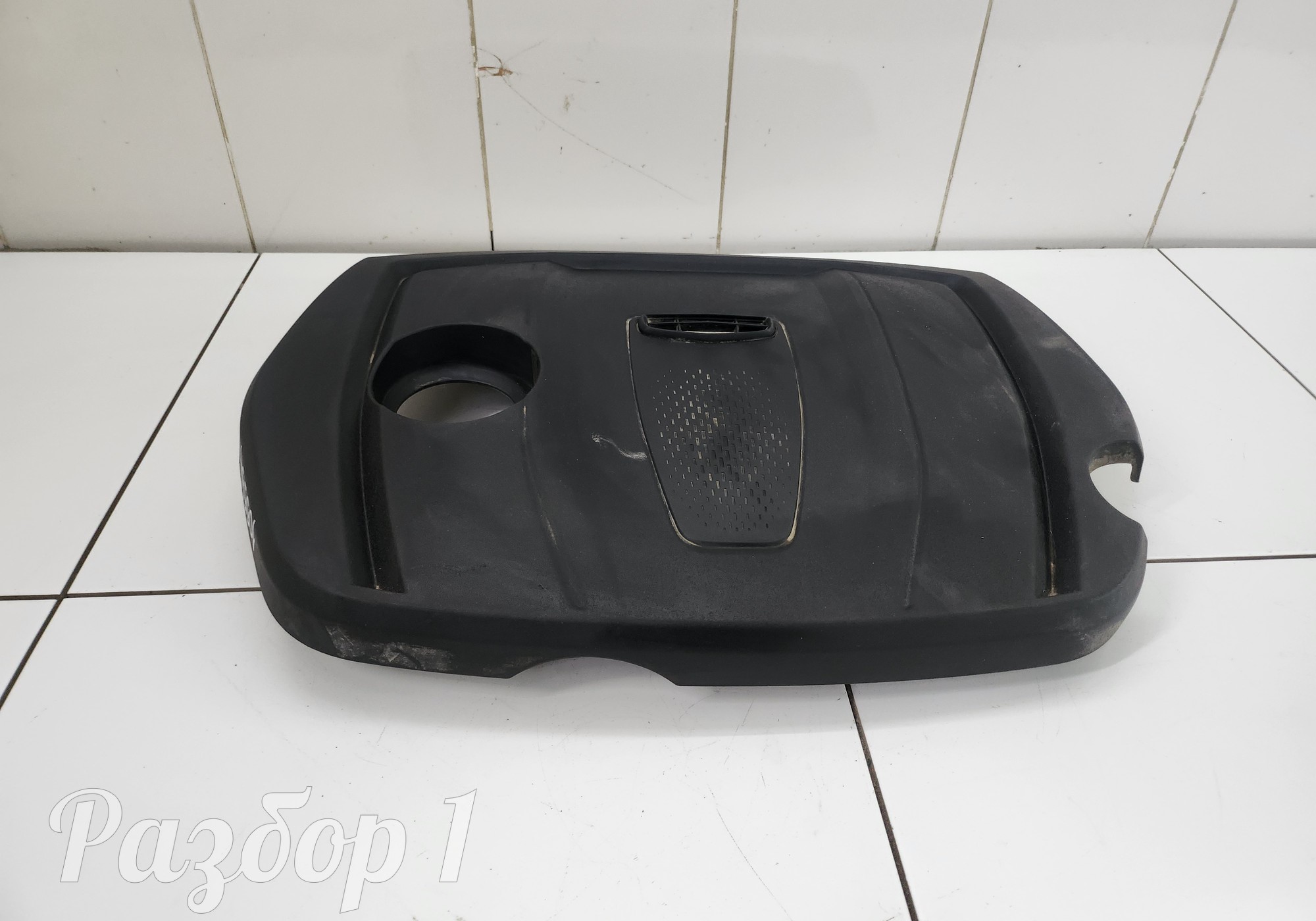 6608044349 Крышка двигателя для Geely Emgrand II (с 2021)