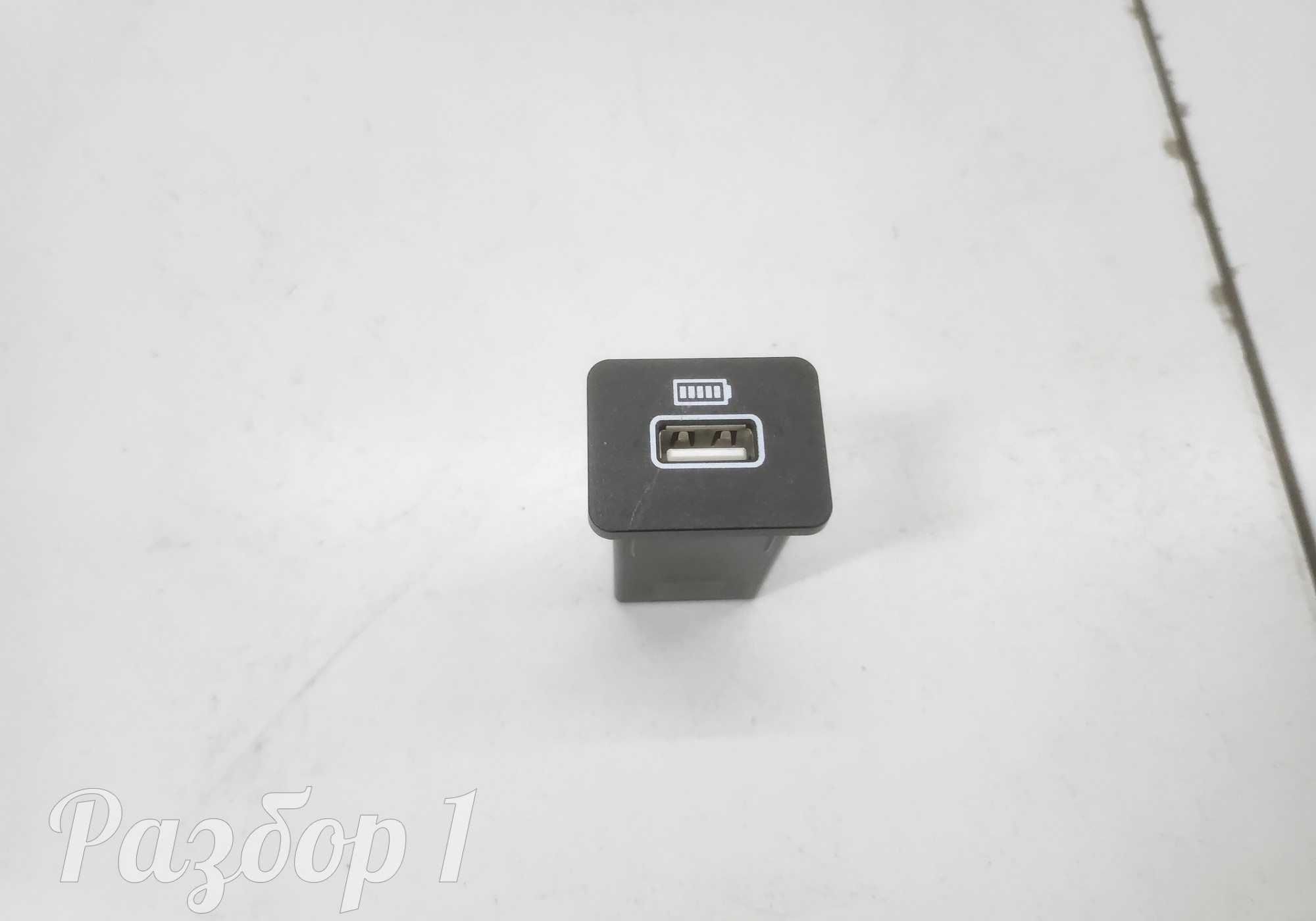 3784101XKN04A Разъем usb для Haval H3 (с 2024)
