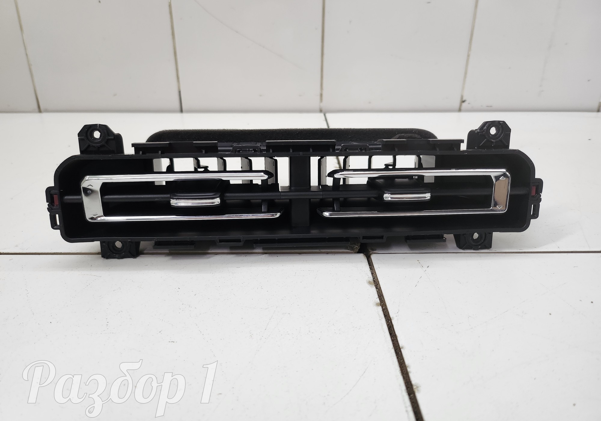 5306900XKZ0YA8P Дефлектор воздушный центральный для Haval M6 II (с 2021)
