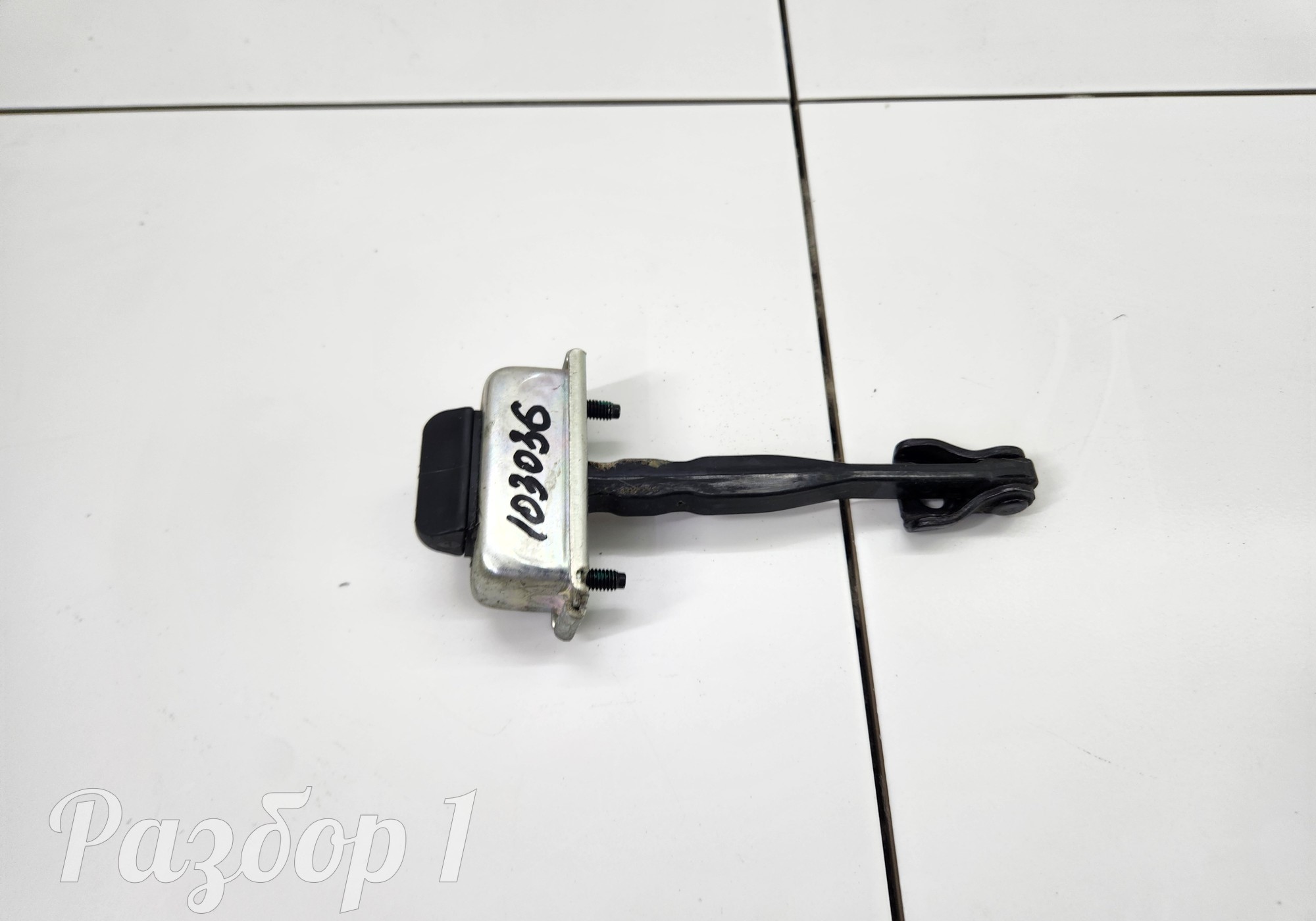 Ограничитель двери задней правой для Geely Emgrand (SS11) (с 2021)