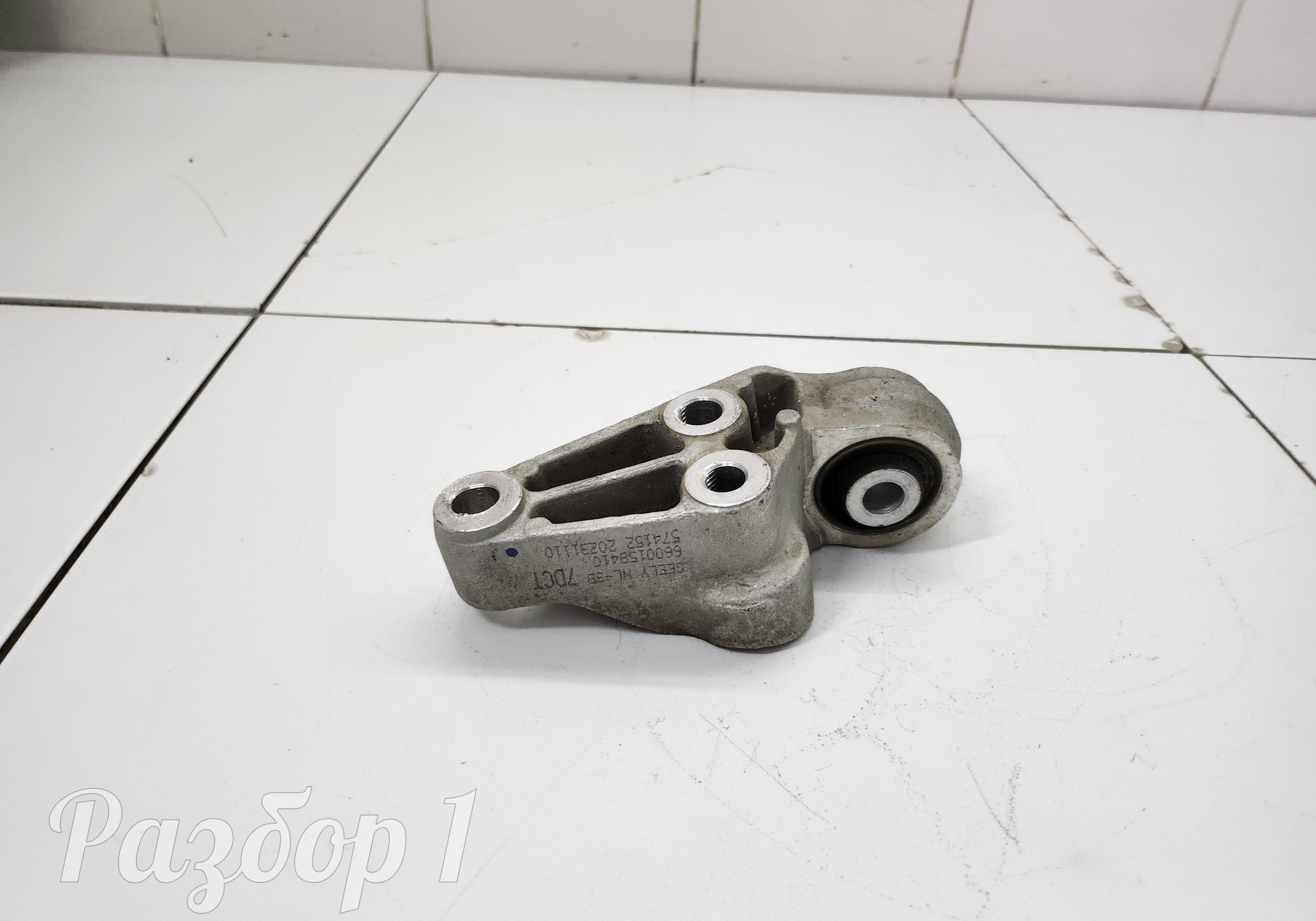 6600158410 Опора двигателя для Geely Atlas Pro (с 2021)