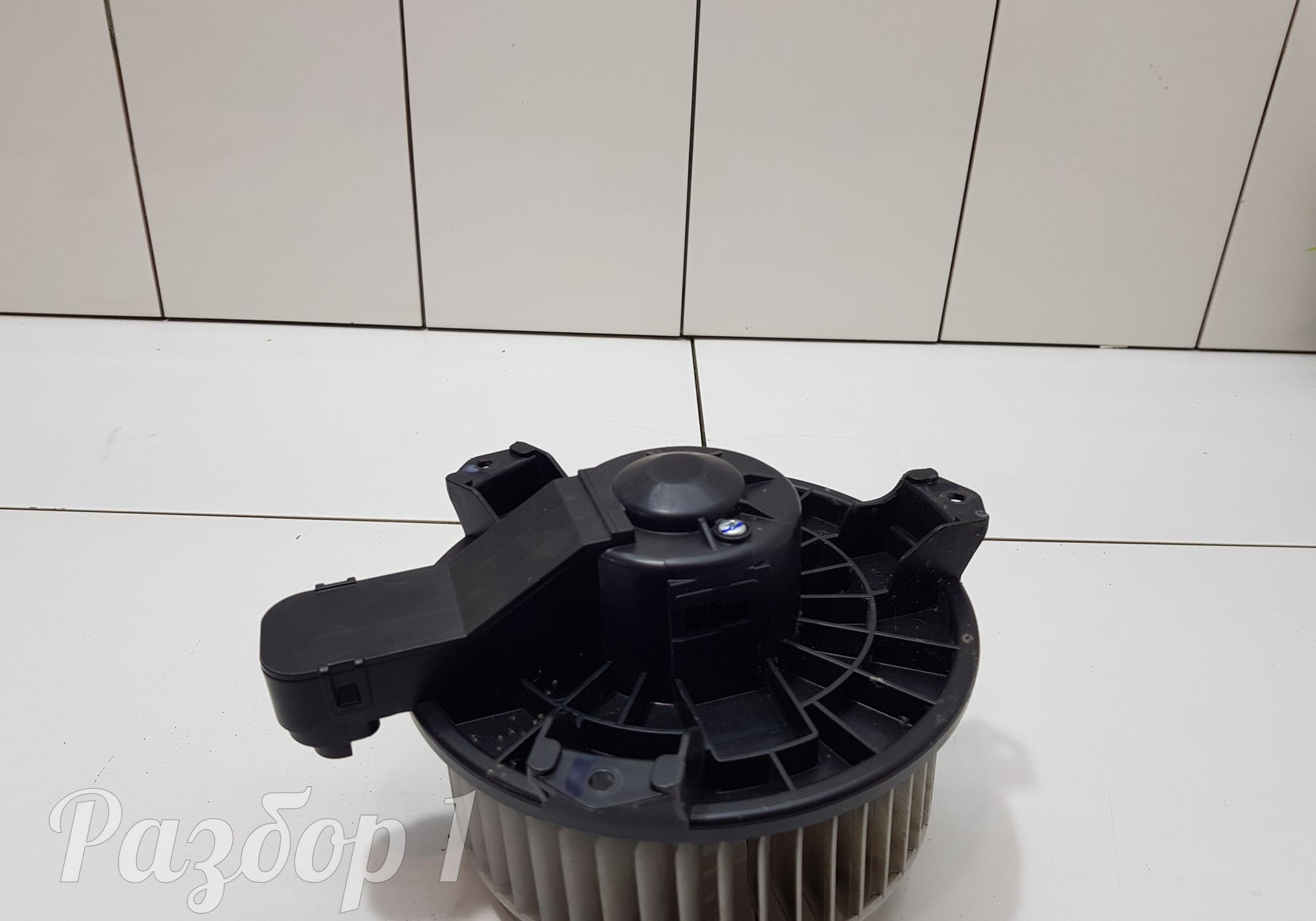 8022021100 Вентилятор отопителя для Geely Coolray (с 2020)