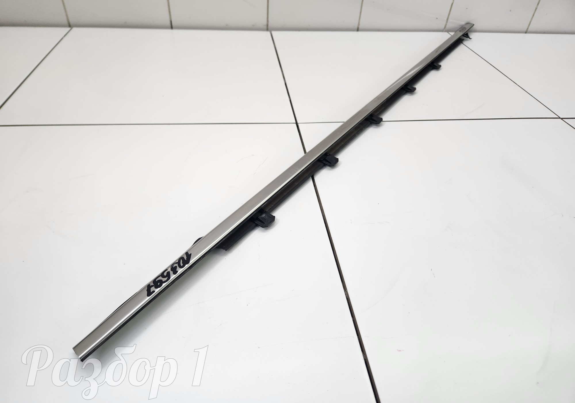 6207112XKZ16A Молдинг стекла задней правой двери для Haval M6 II (с 2021)