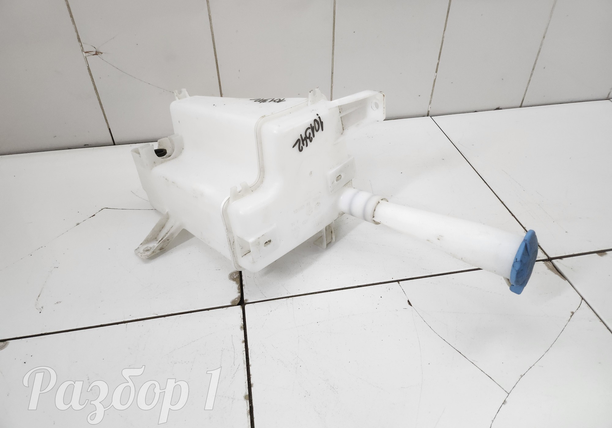 8890971425 Бачок омывателя для Geely Emgrand (SS11) (с 2021)