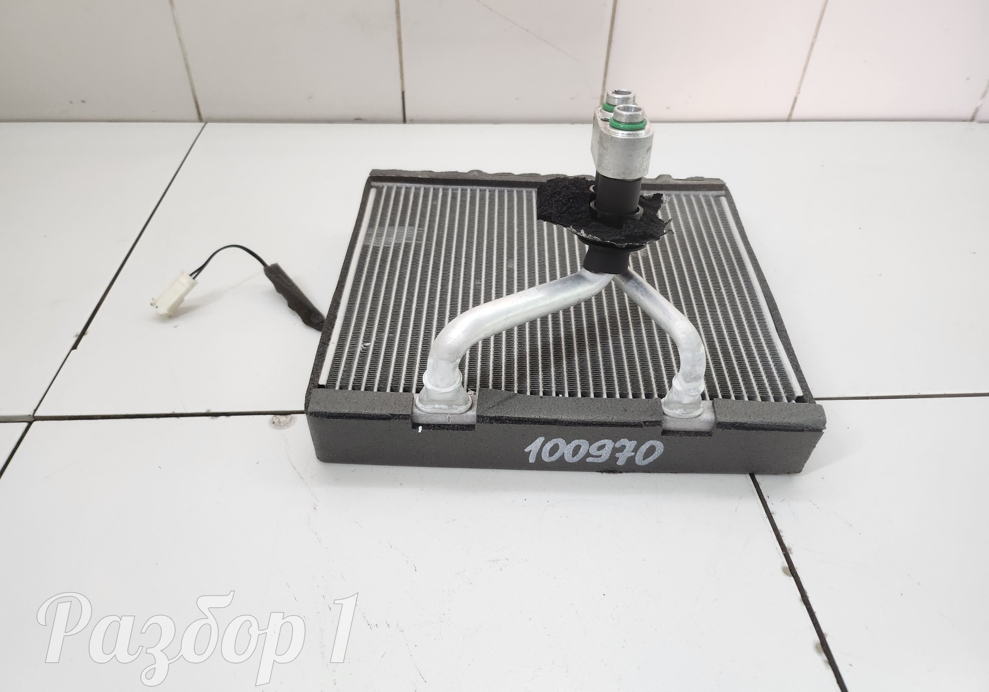 Радиатор кондиционера (конденсер) для Москвич 3 (с 2022)