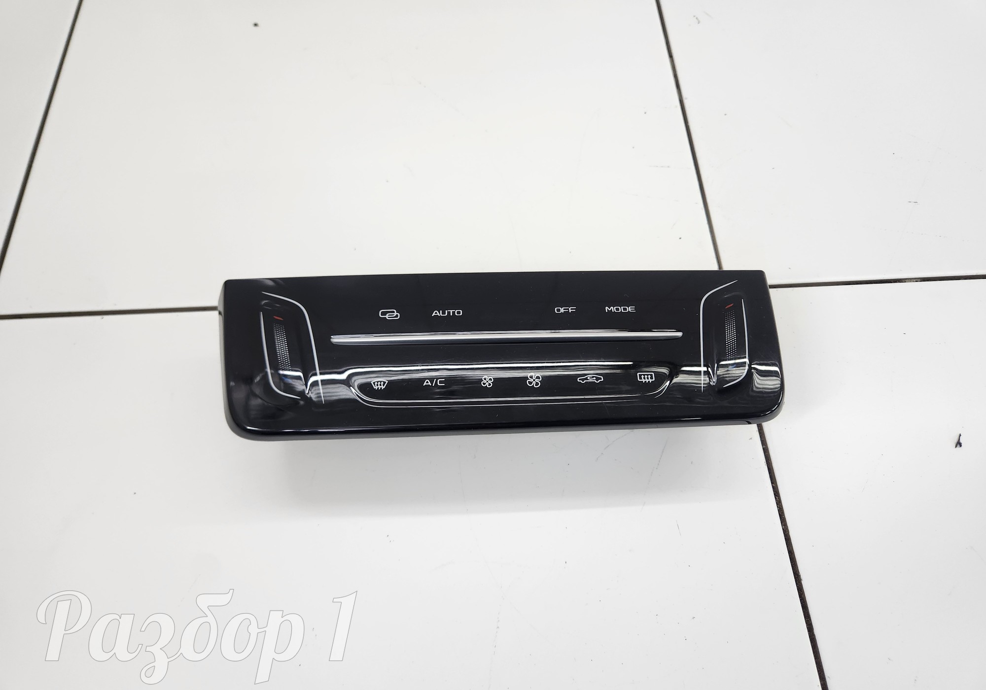 8112020BA01 Блок управления климатом для Faw Bestune B70 (с 2020)