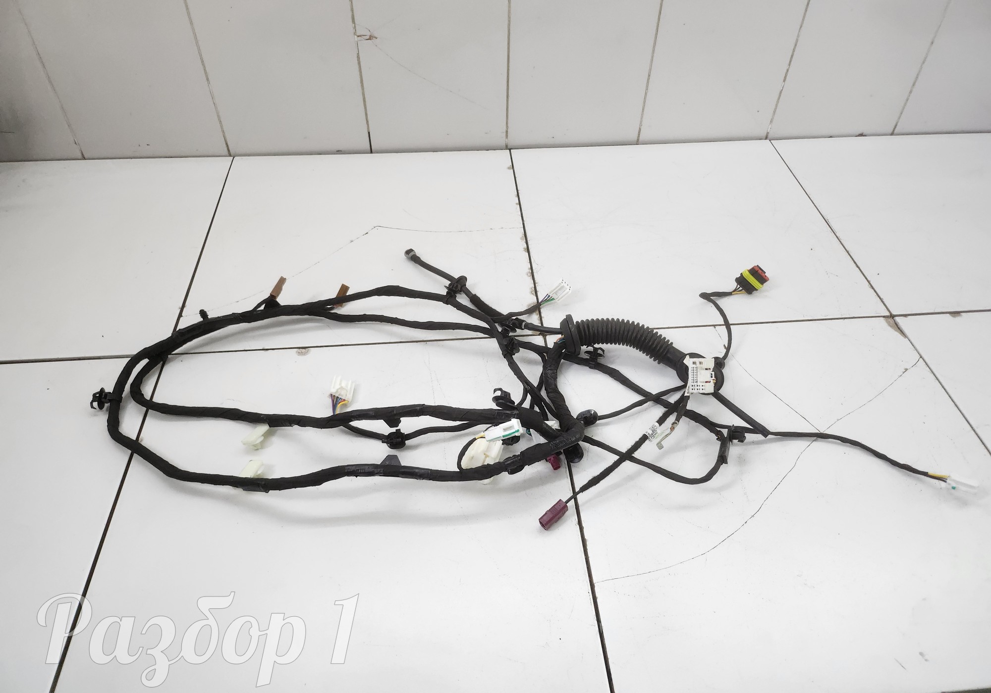 8893468331 Электропроводка крышки багажника для Geely Okavango (с 2020)