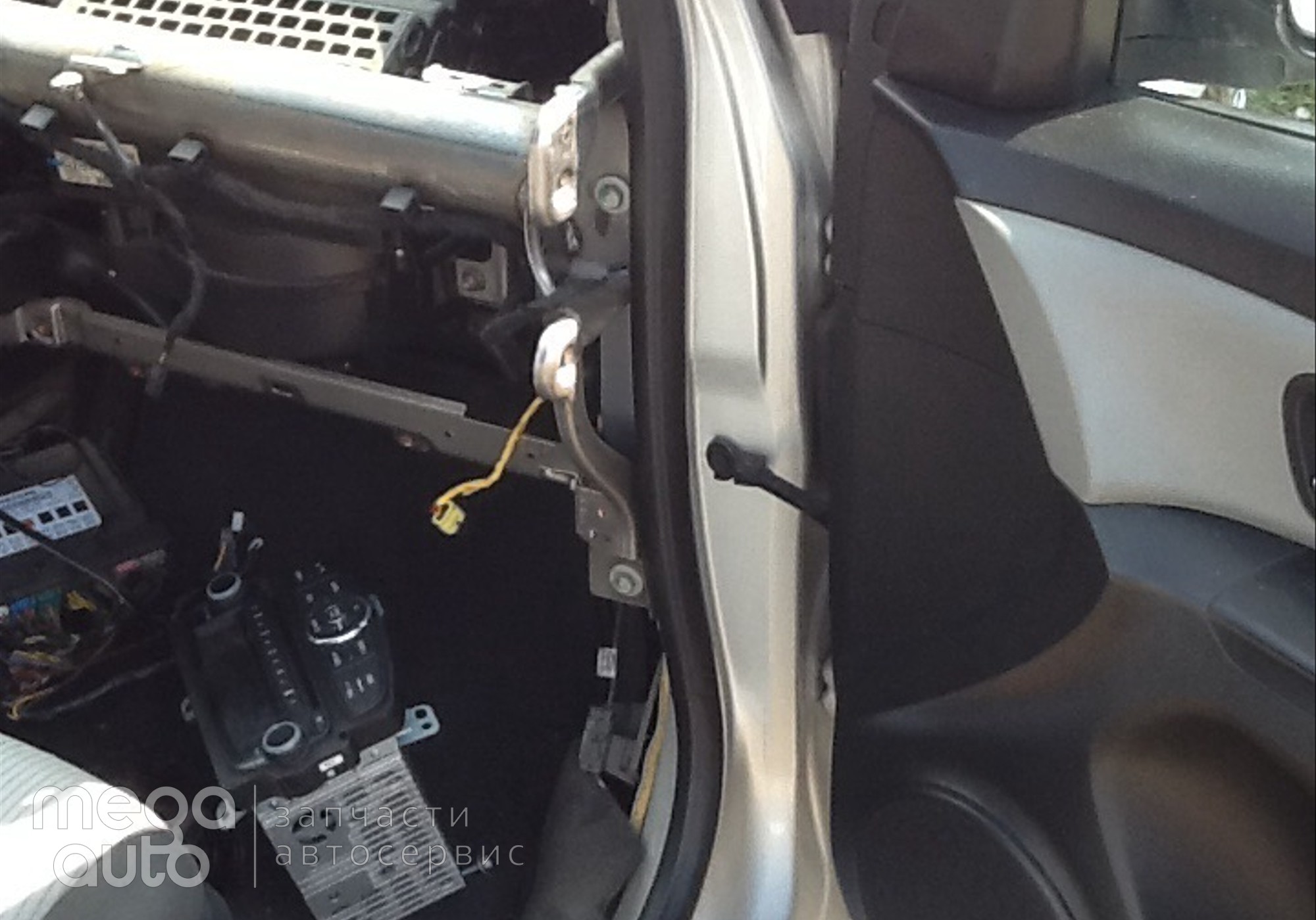 Стойка передней двери правая круз для Chevrolet Cruze I (с 2009 по 2015)