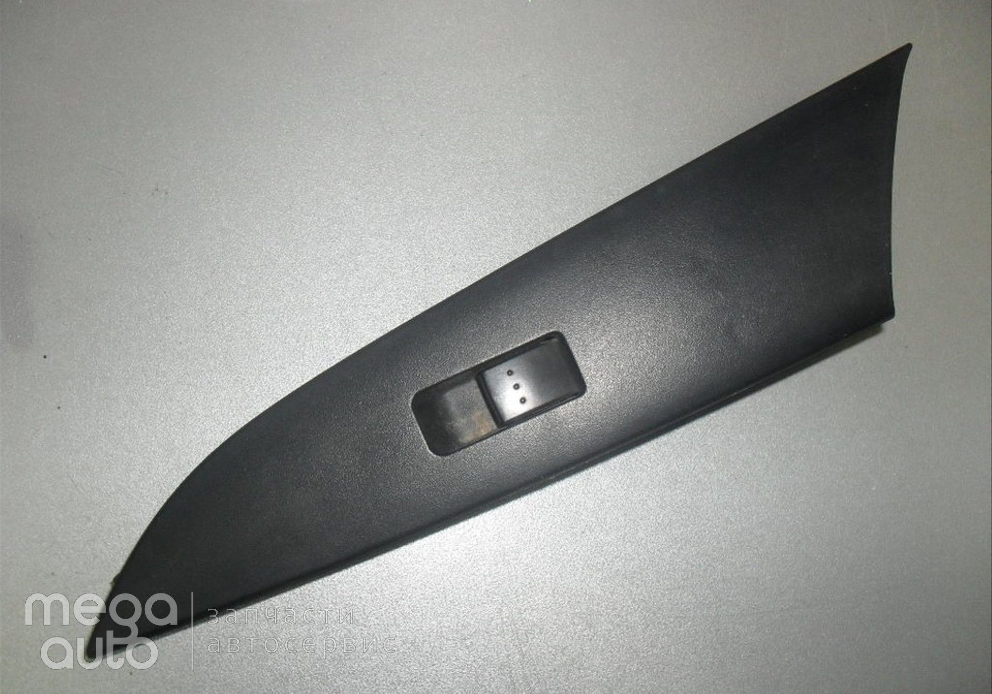 BP4K66370 Кнопка стеклоподъемника мазда 3 для Mazda 3 I (с 2003 по 2009)