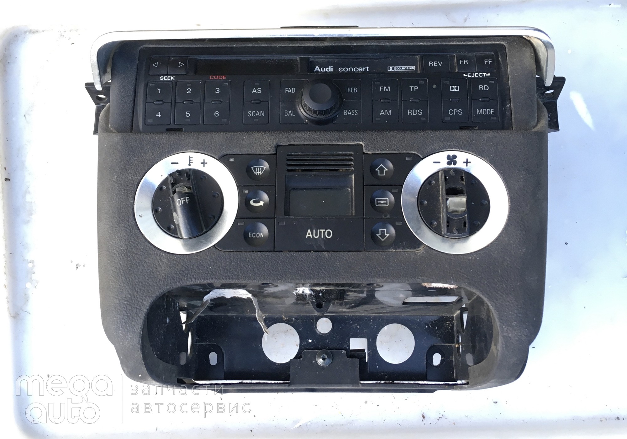 4D0035186D Магнитола для Audi A6