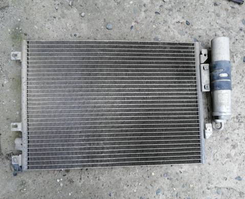 8200682406 Радиатор кондиционера (конденсер) клио для Renault Thalia I (с 1998)