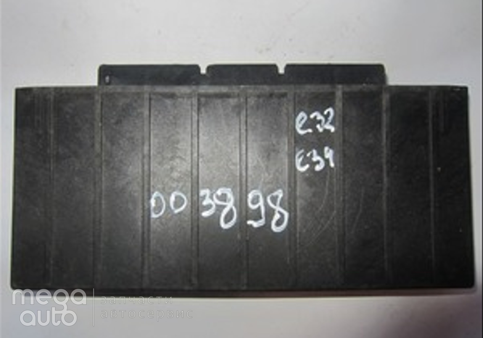 61351379372 Блок комфорта бмв 5 е34 для BMW 5 E34 (с 1987 по 1997)