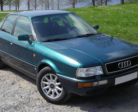 Audi 80 B4 1993 г. в разборе