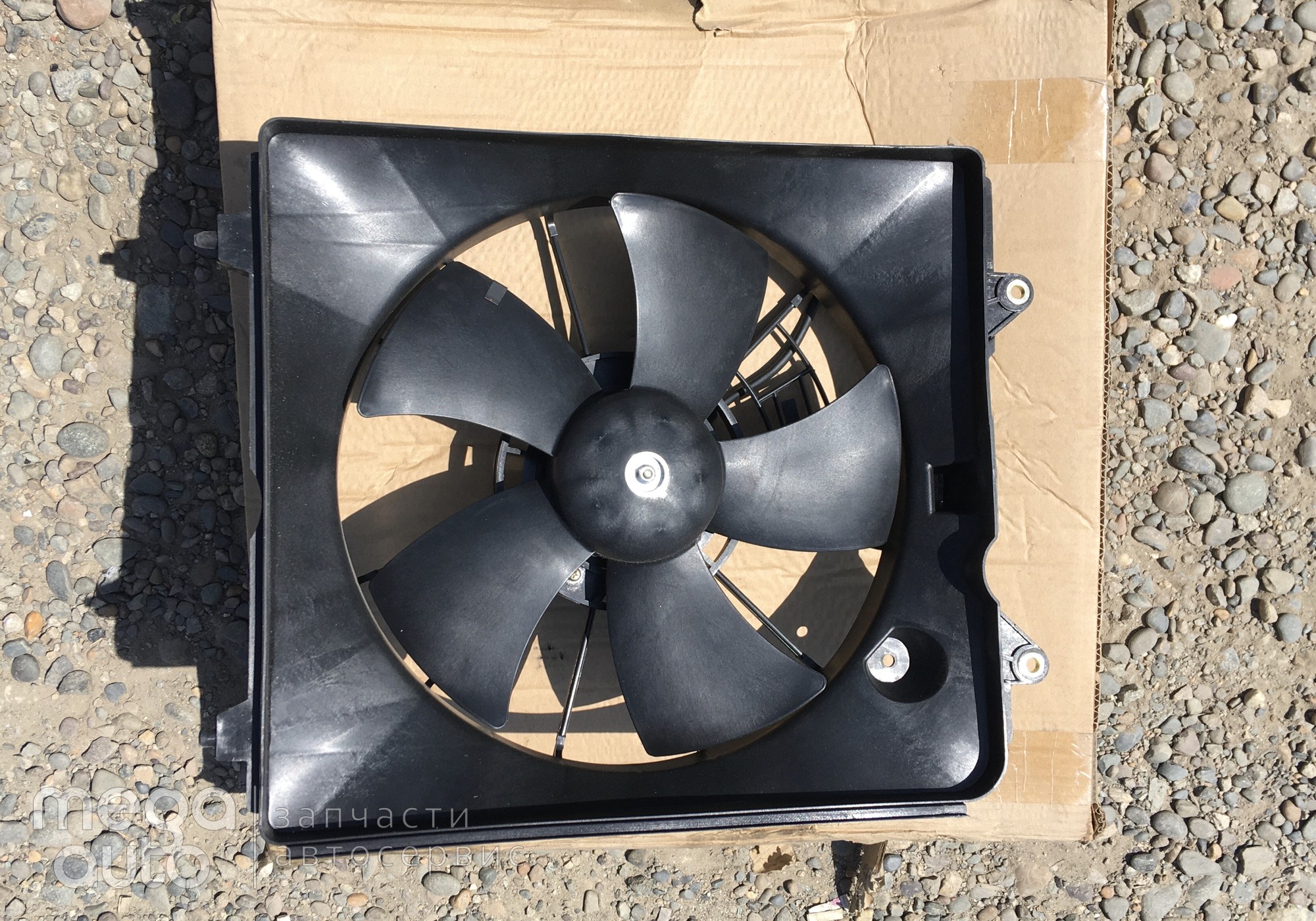 404042D Вентилятор радиатора с диффузором для Honda CR-V III (с 2006 по 2012)