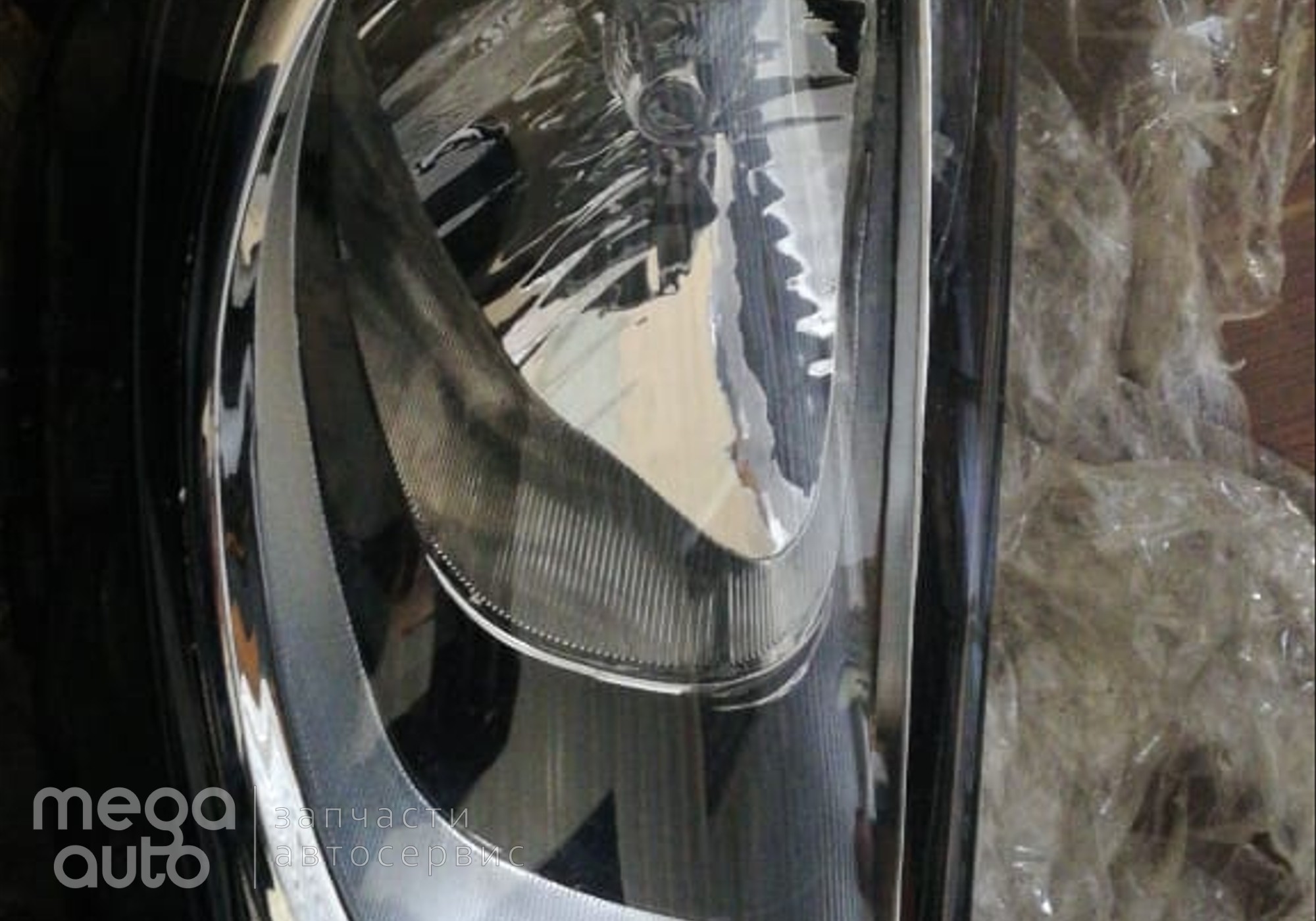921024L000 Фара правая хендай солярис 2010г для Hyundai Solaris I (с 2010 по 2017)