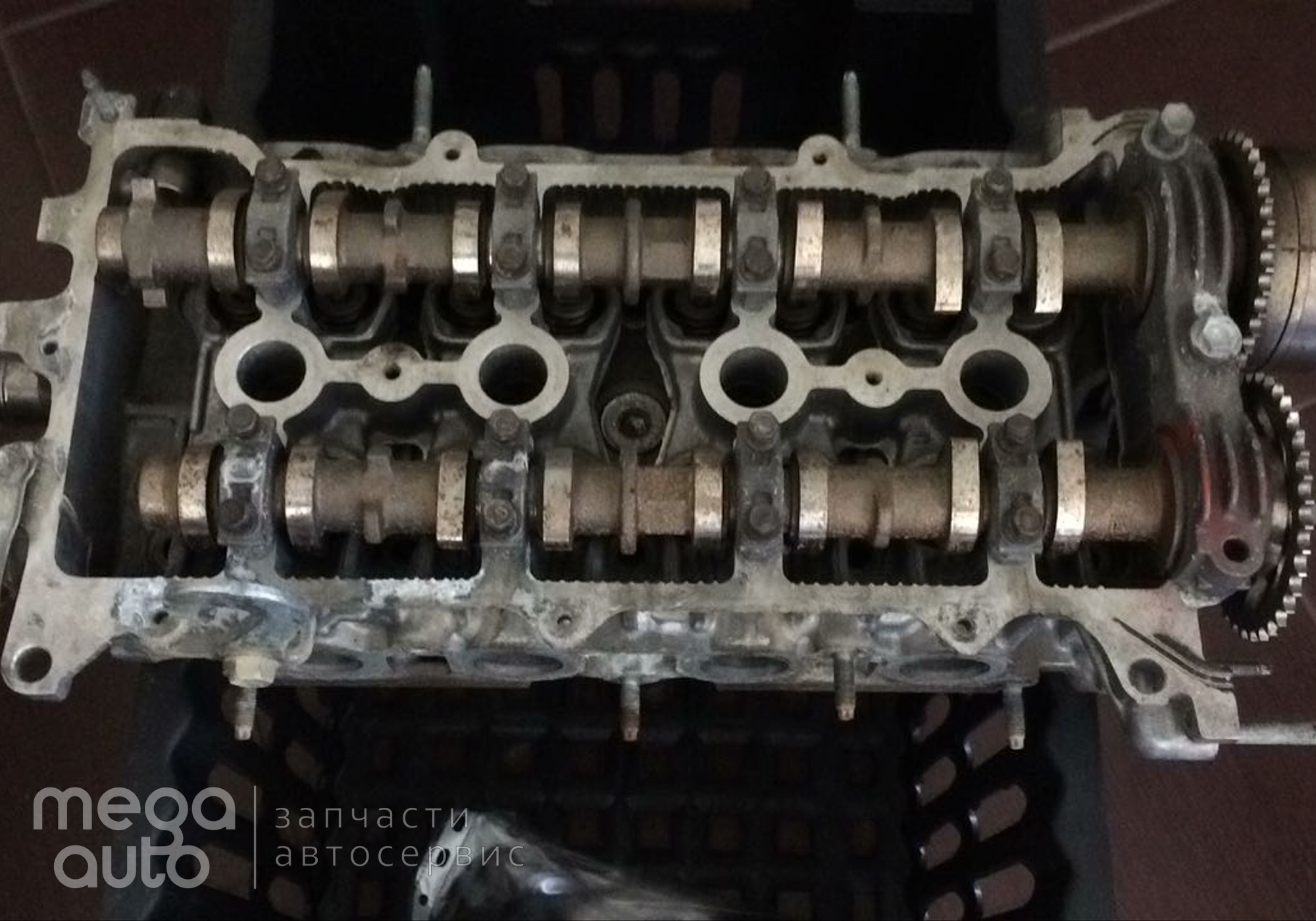 Гбц 1zr fe. Гбц тойота королла. Головка блока цилиндров тойота королла 150. Распредвалы тойота королла 1. Гбц тойота королла е150.