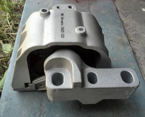 1J0199262BE Опора двигателя правая ауди, сеат, фольц ваген (Febi) для Volkswagen Bora V (с 1998 по 2005)