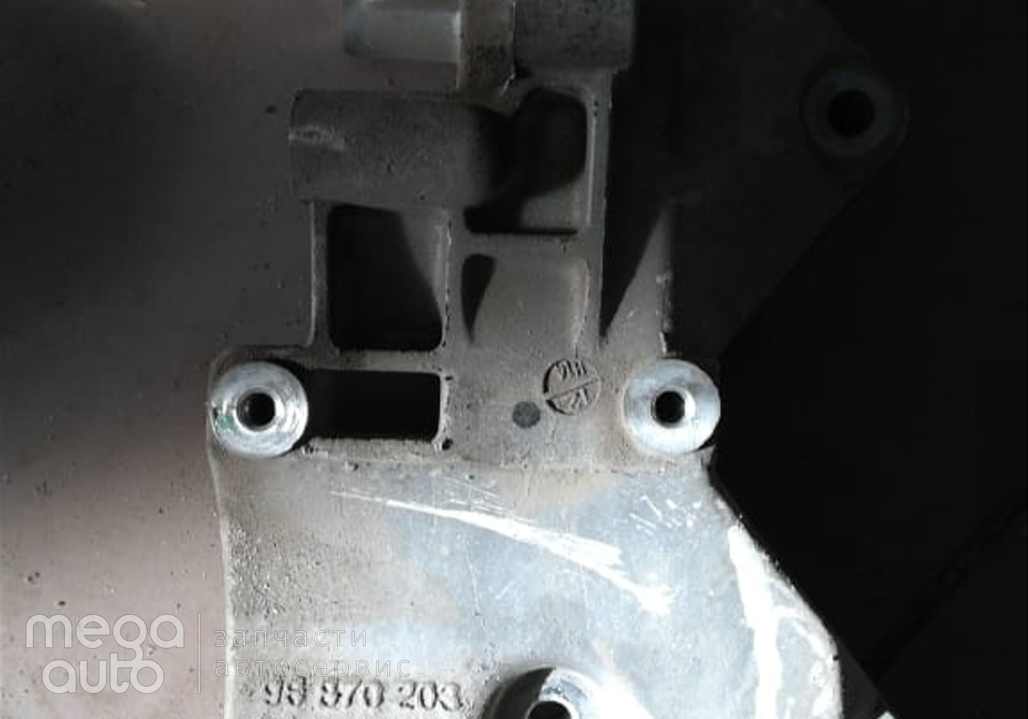 96870203 Кронштейн компрессора кондиционера круз для Chevrolet Cruze I (с 2009 по 2015)