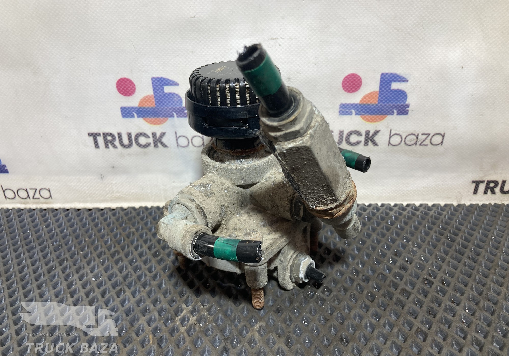 1003518010 Клапан ускорительный для КАМАЗ 5490 (с 2013)