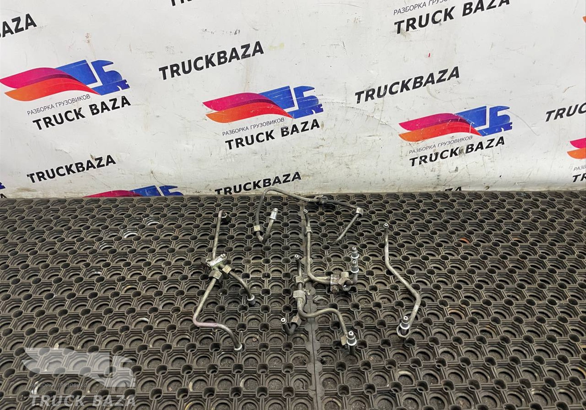 51103016213 Трубка топливная (комплект) для Man TGX II (с 2012)