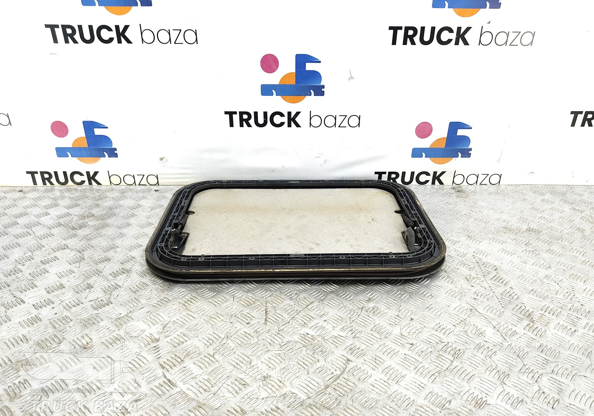 81629416057 Люк кабины для Man TGX I (с 2007)