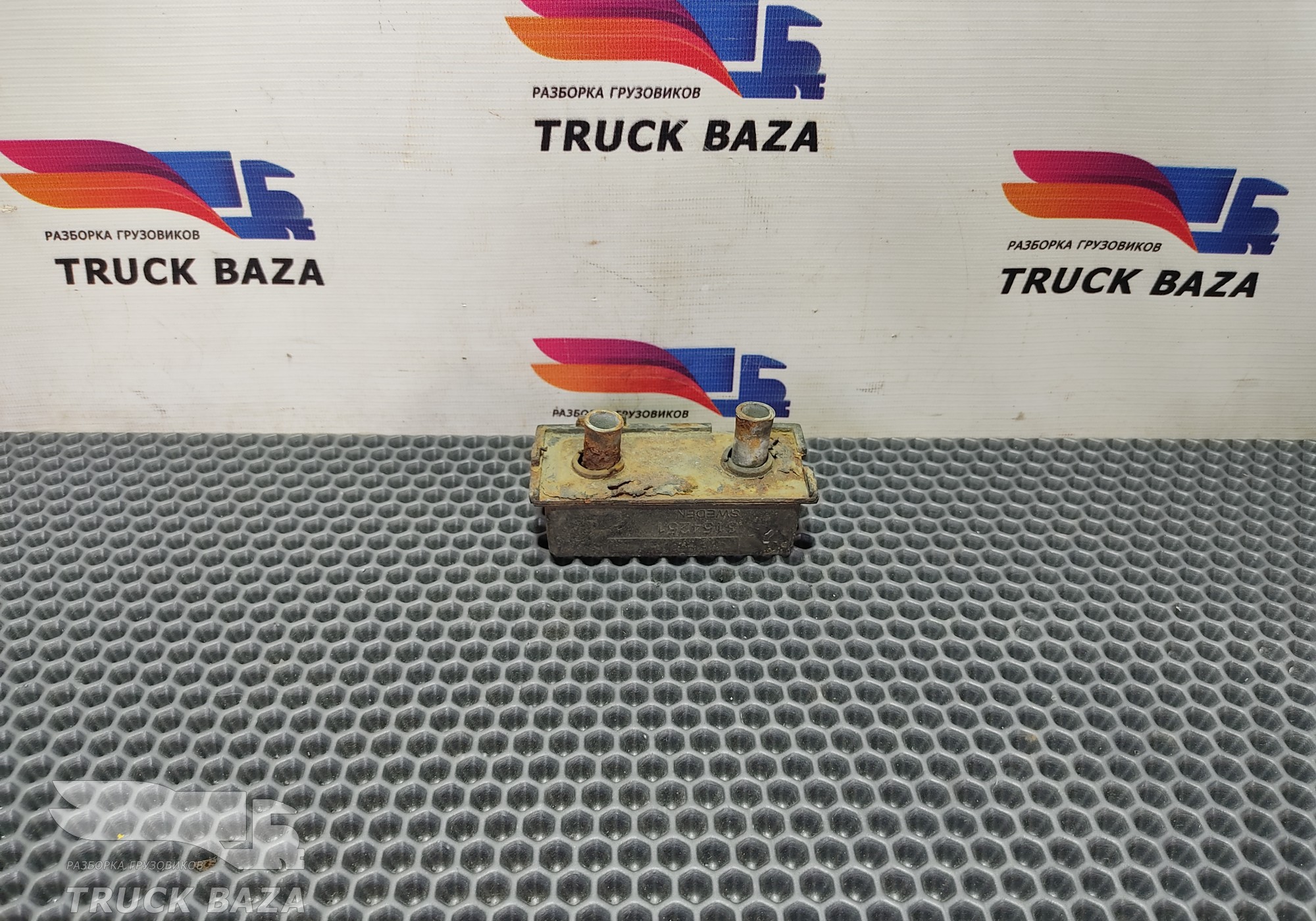3154251 Подушка радиатора для Renault