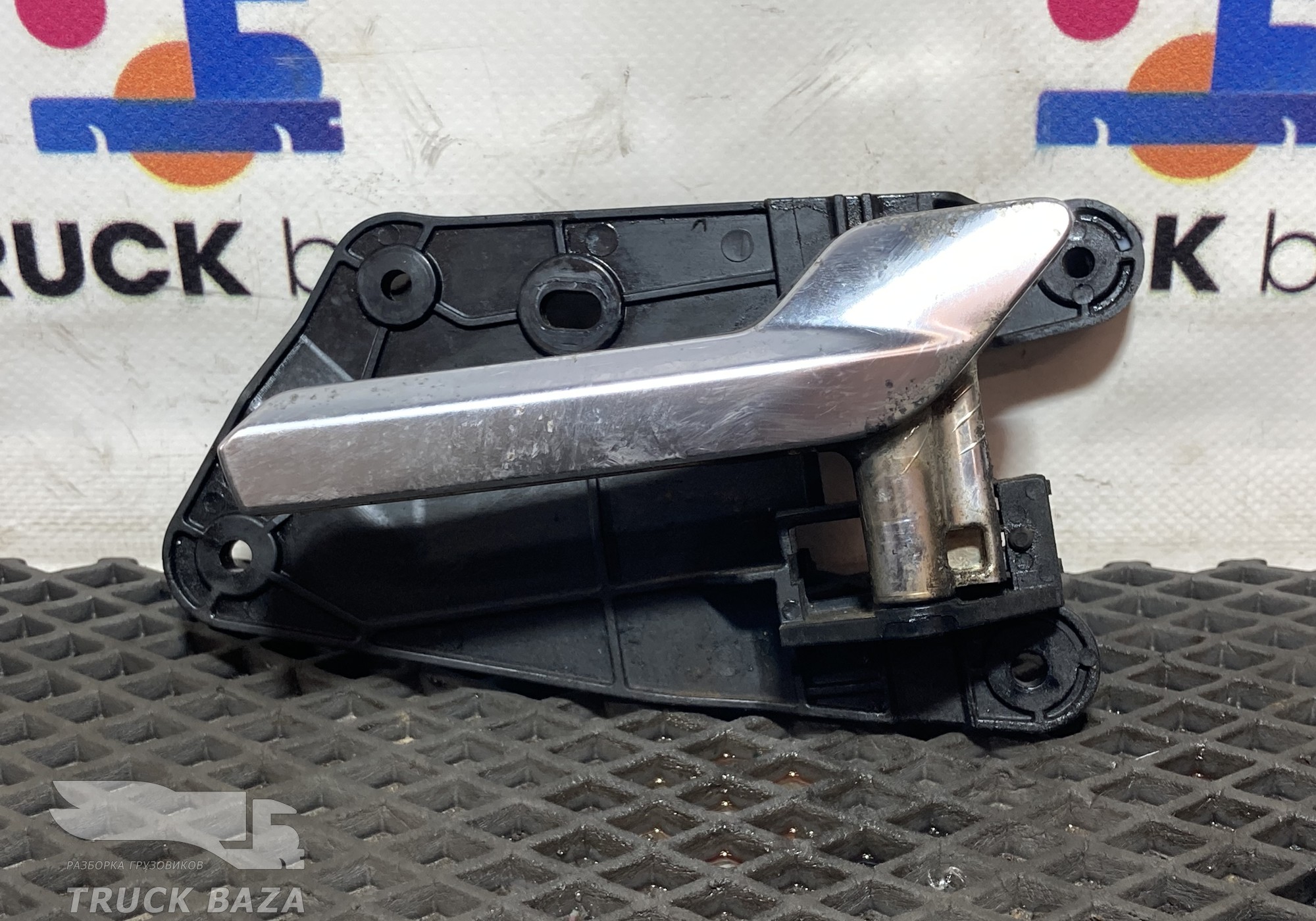 JC46E22600 Ручка двери внутренняя правая для Ford F-MAX (с 2018)