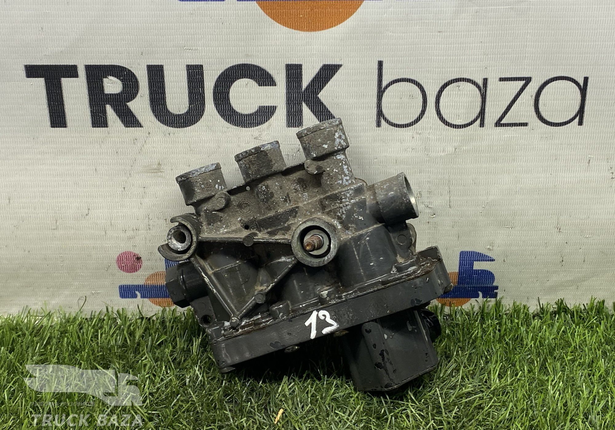 4728800210 Кран уровня пола главный