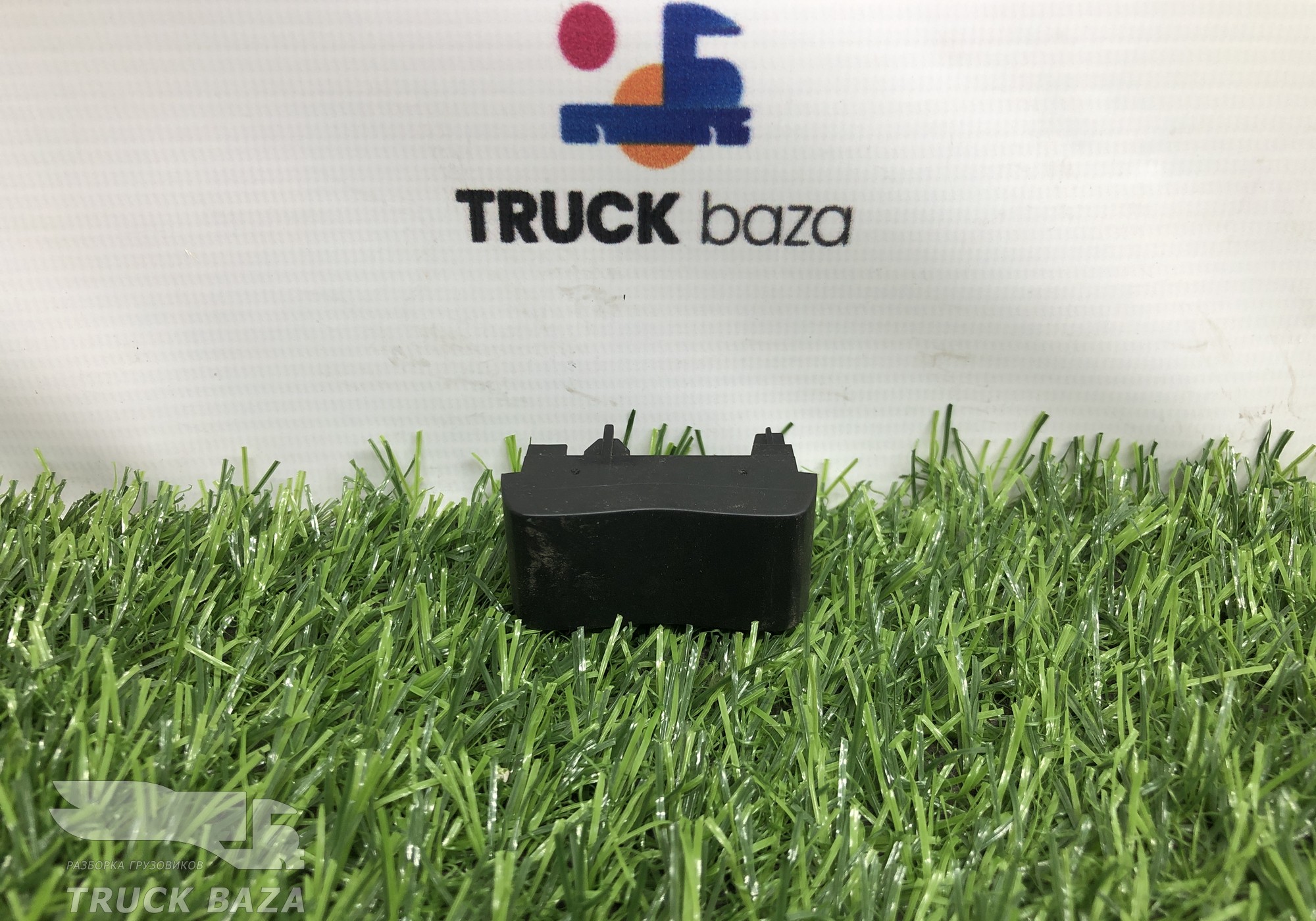 2258466 Заглушка кнопки