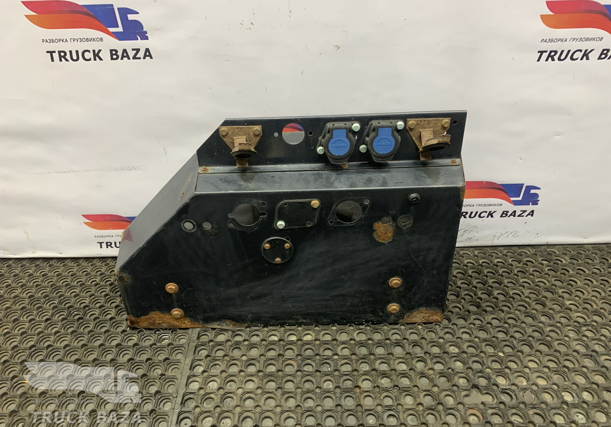 81192206457 Кронштейн перекидок для Man TGS II (с 2012)