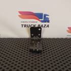 82379452 Петля бардачка для Volvo FH 4 (с 2012)