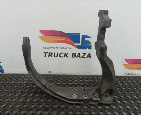 7421638271 Кронштейн глушителя для Volvo