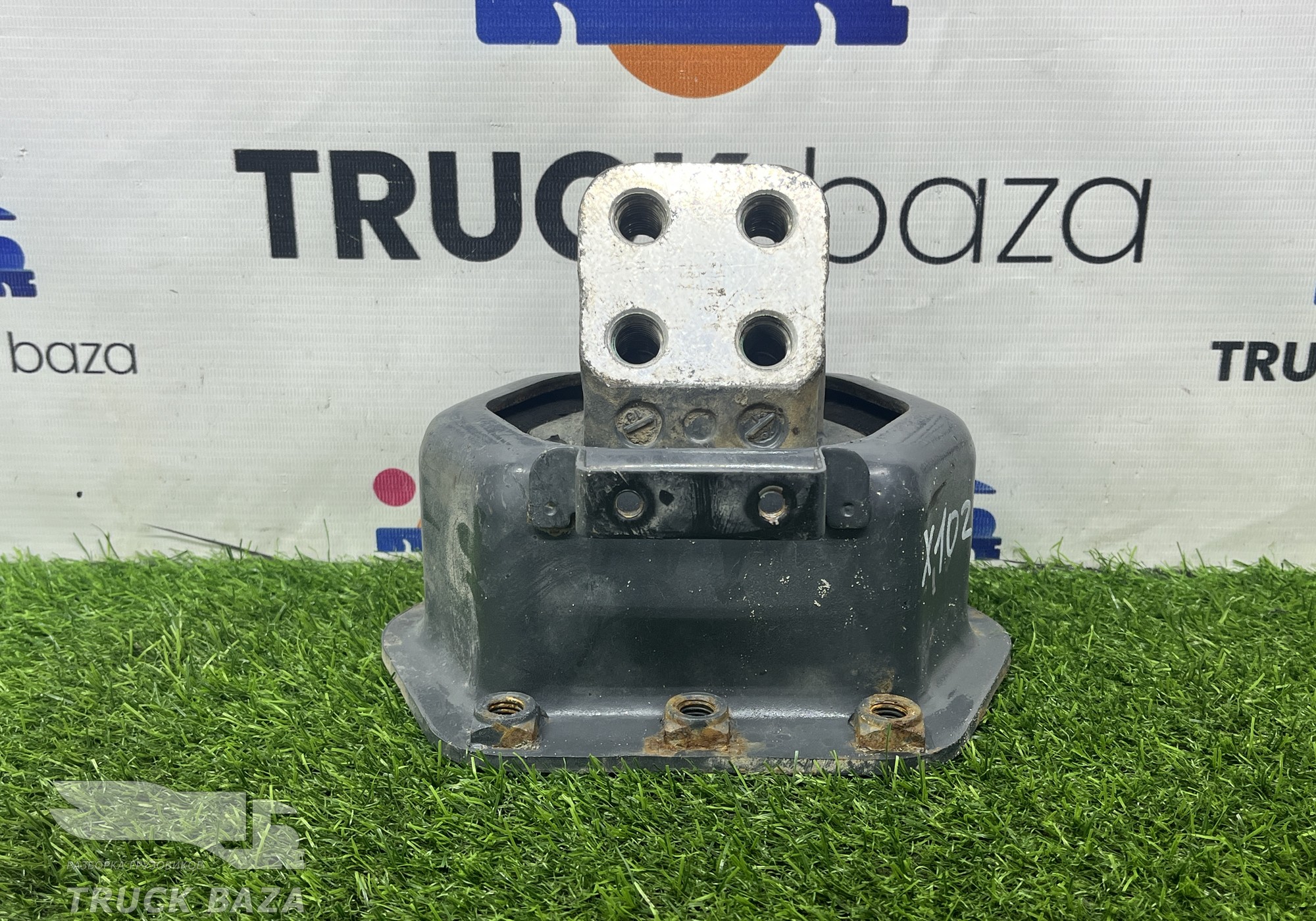 1806720 Подушка двигателя задняя