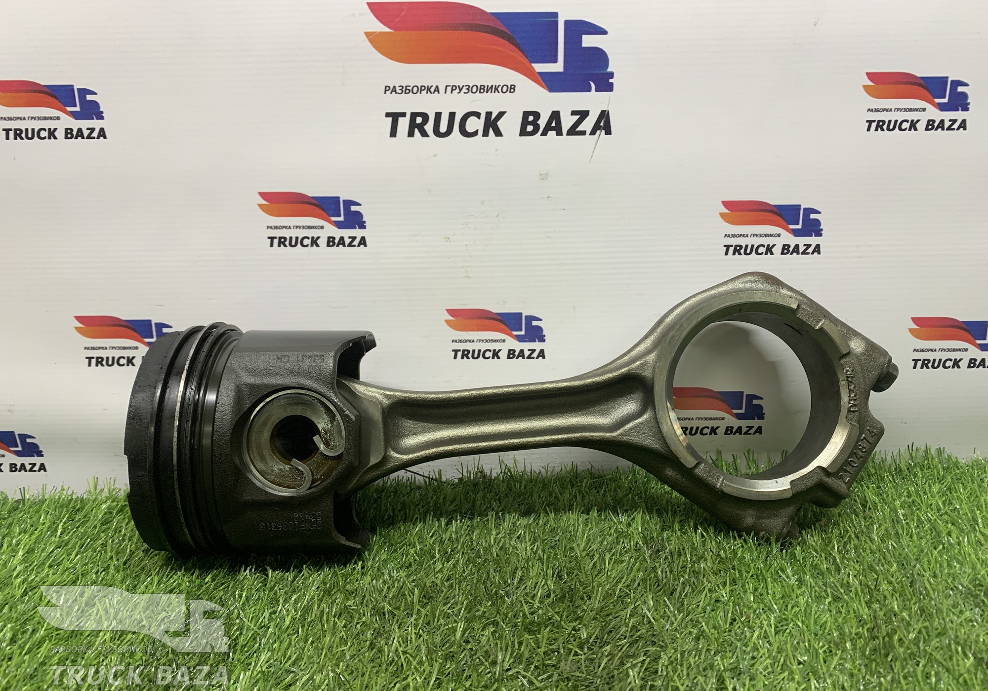 2132582 Поршень c шатуном для Daf XF106 (с 2012)