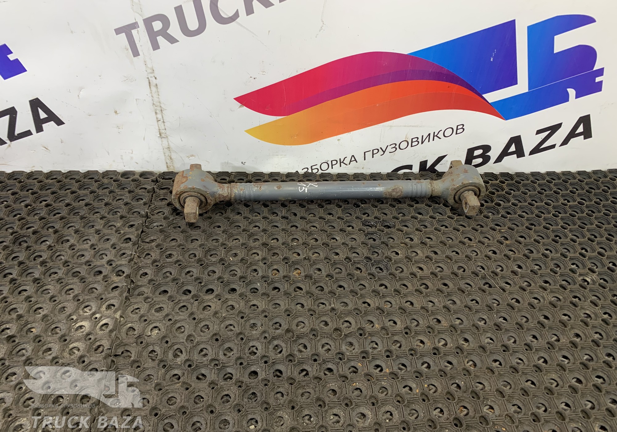 1817809 Тяга реактивная для Daf XF105
