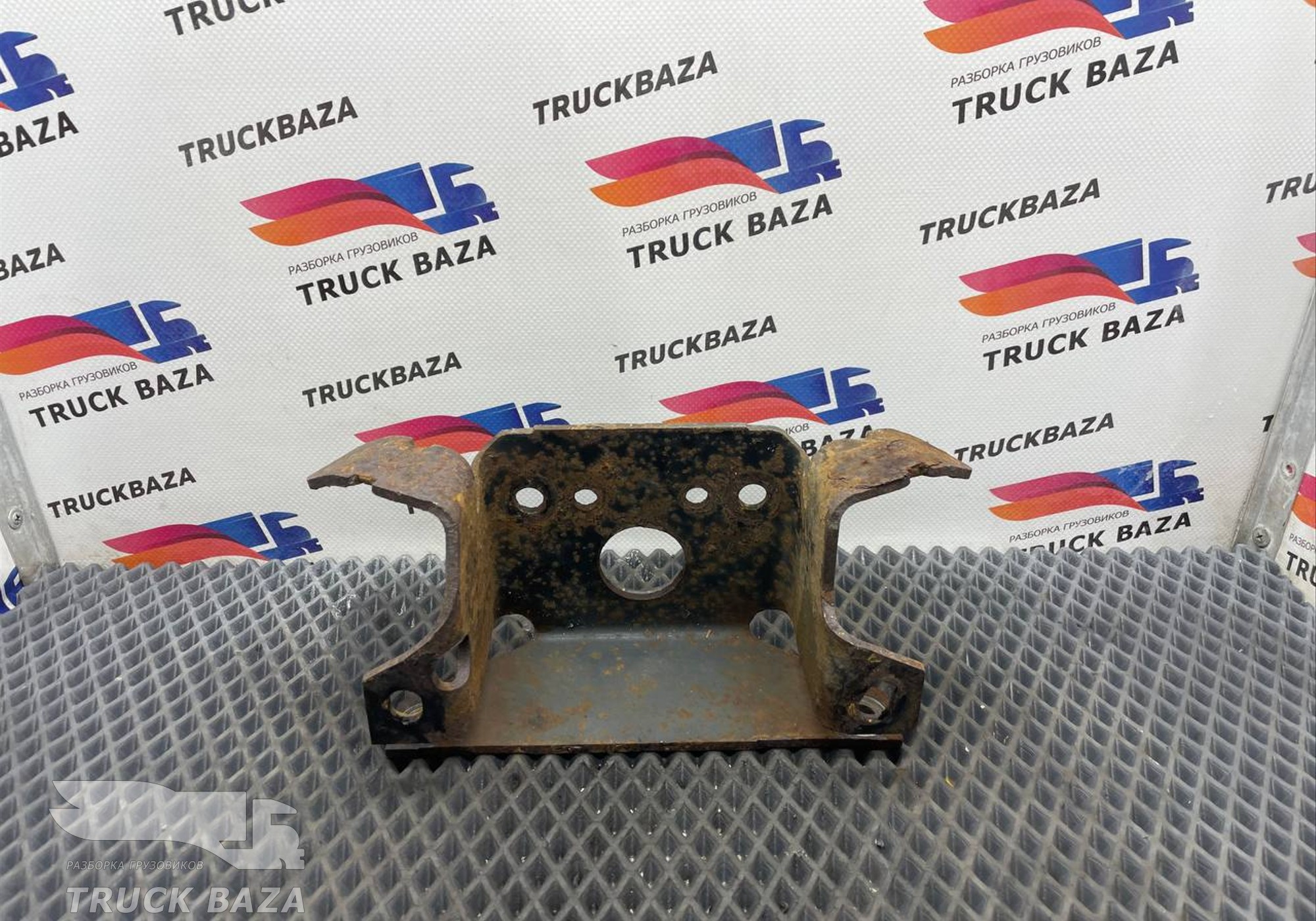 9304290040 Кронштейн модулятора EBS для Mercedes-Benz Actros MP3 (с 2008)