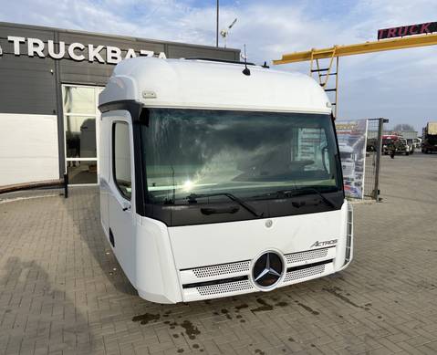 0006001005 Кабина АКПП 2013г. Средняя по высоте Ровный пол (цена неактуальна) для Mercedes-Benz Actros New Actros MP4 (с 2011)