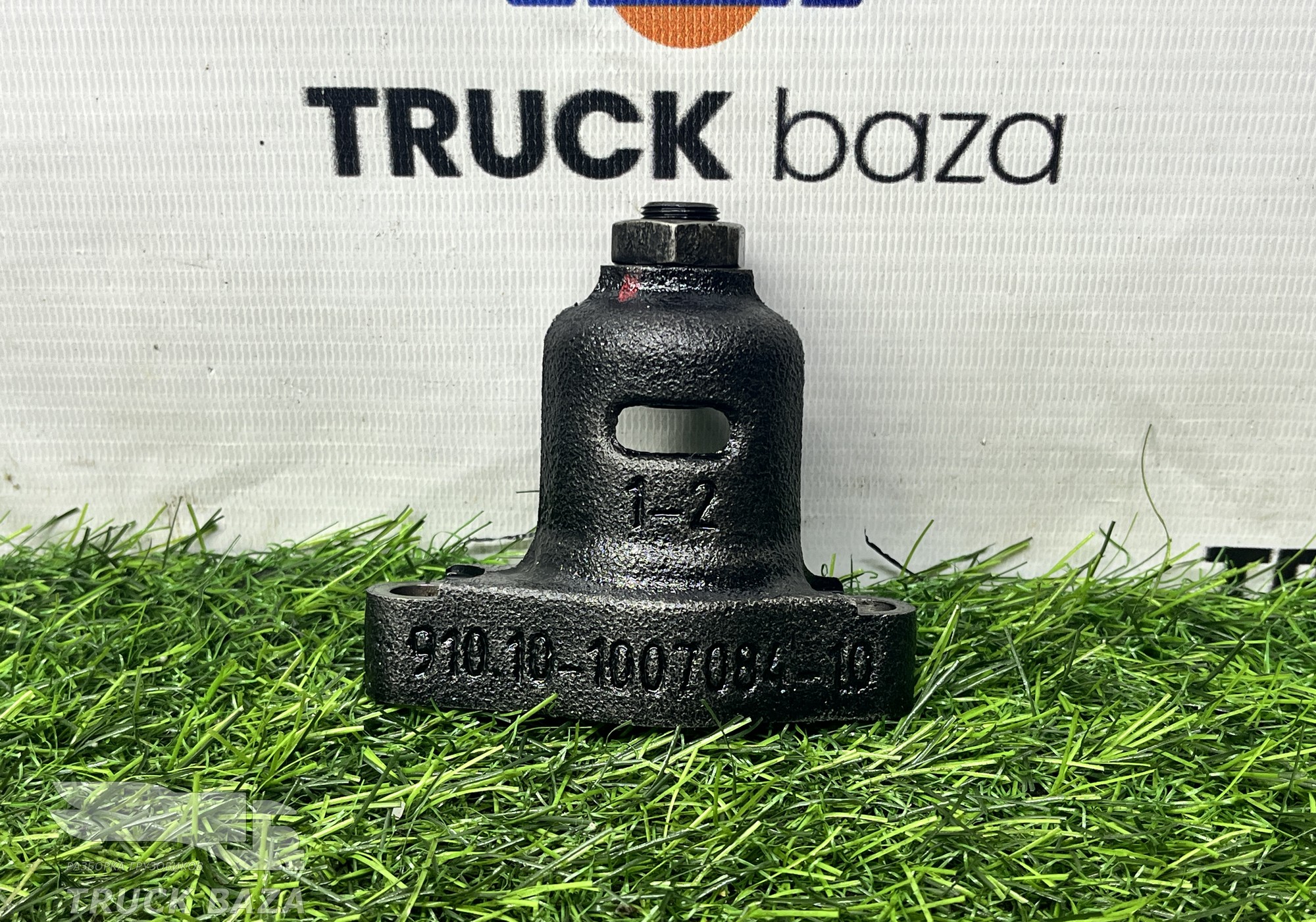 91010100708410 Опора коромысел для КАМАЗ 54901