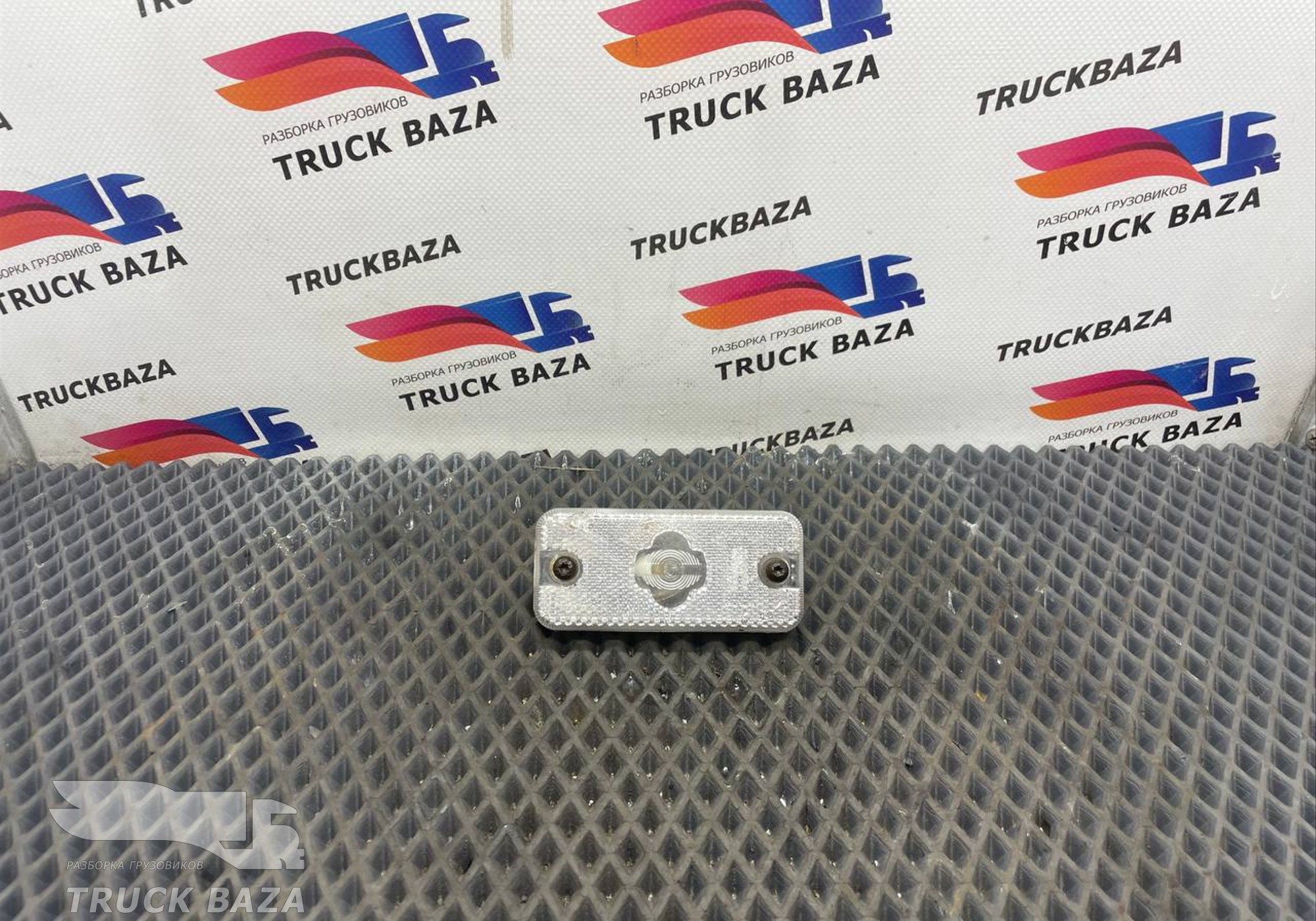 1653605 Фонарь габаритный для Daf XF105 (с 2005)