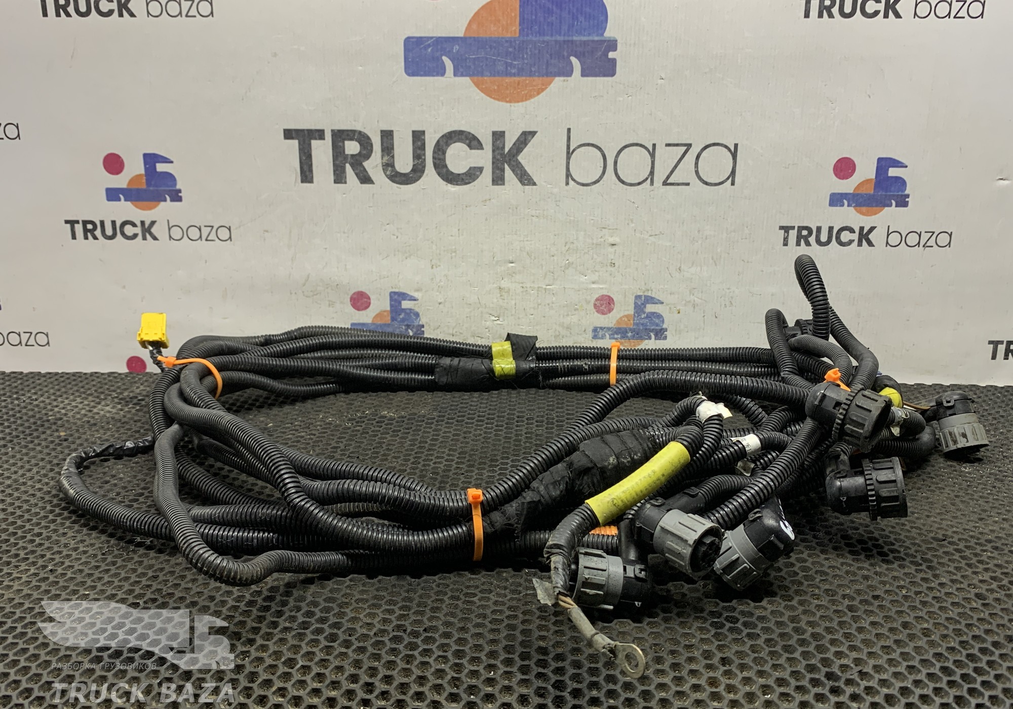 DZ95189779684 Проводка шасси для Shacman F3000 (с 2009)