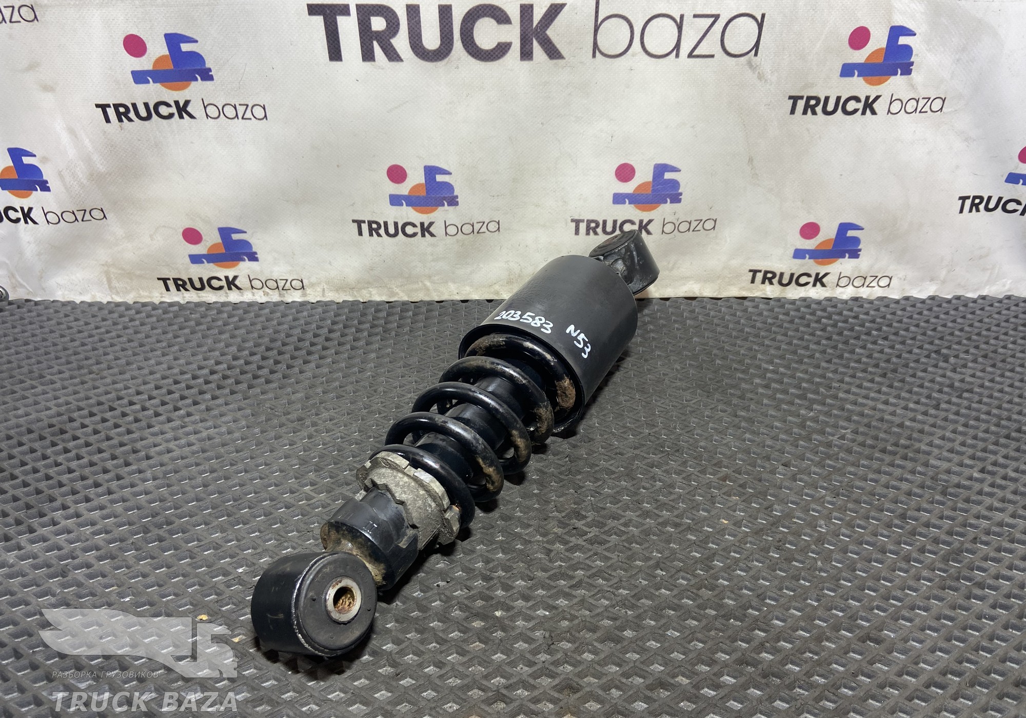 81417226087 Амортизатор кабины передний