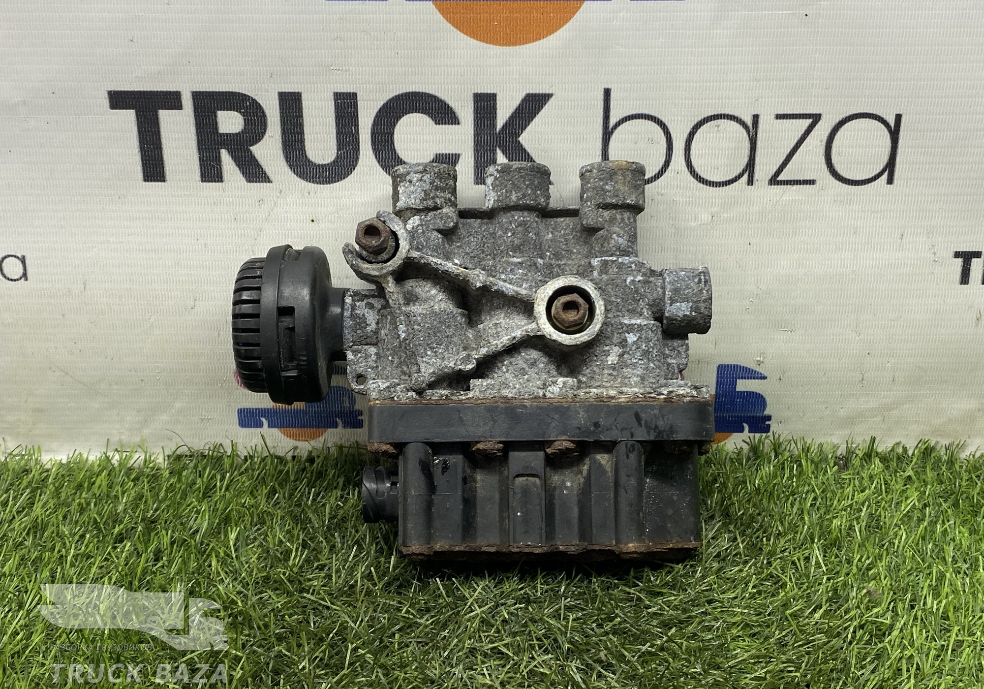 81259026239 Кран уровня пола главный