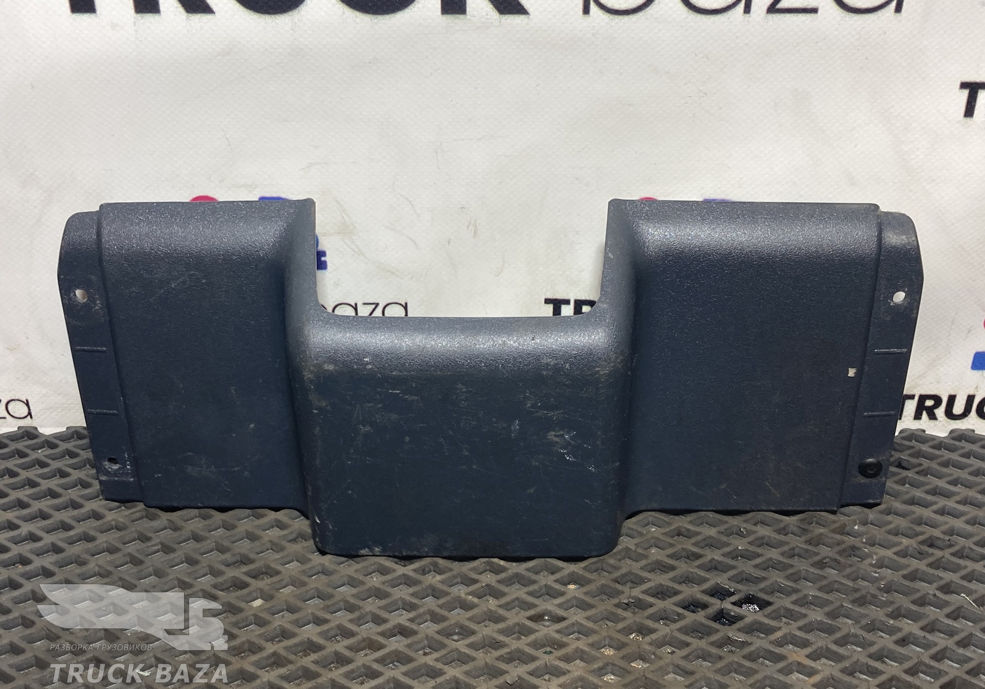 42538416 Накладка сиденья для Iveco Stralis II Hi-Way (с 2012)