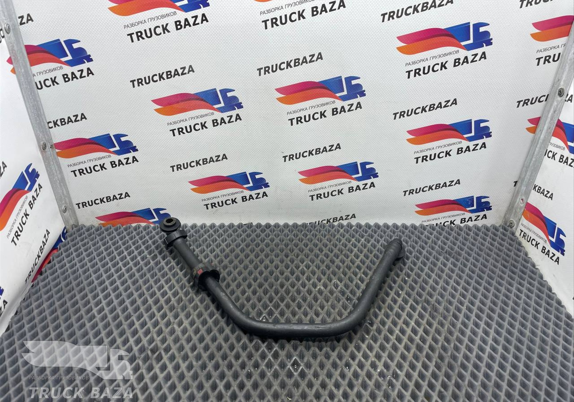 51063045864 Трубка охлаждения компрессора для Man TGX II (с 2012)