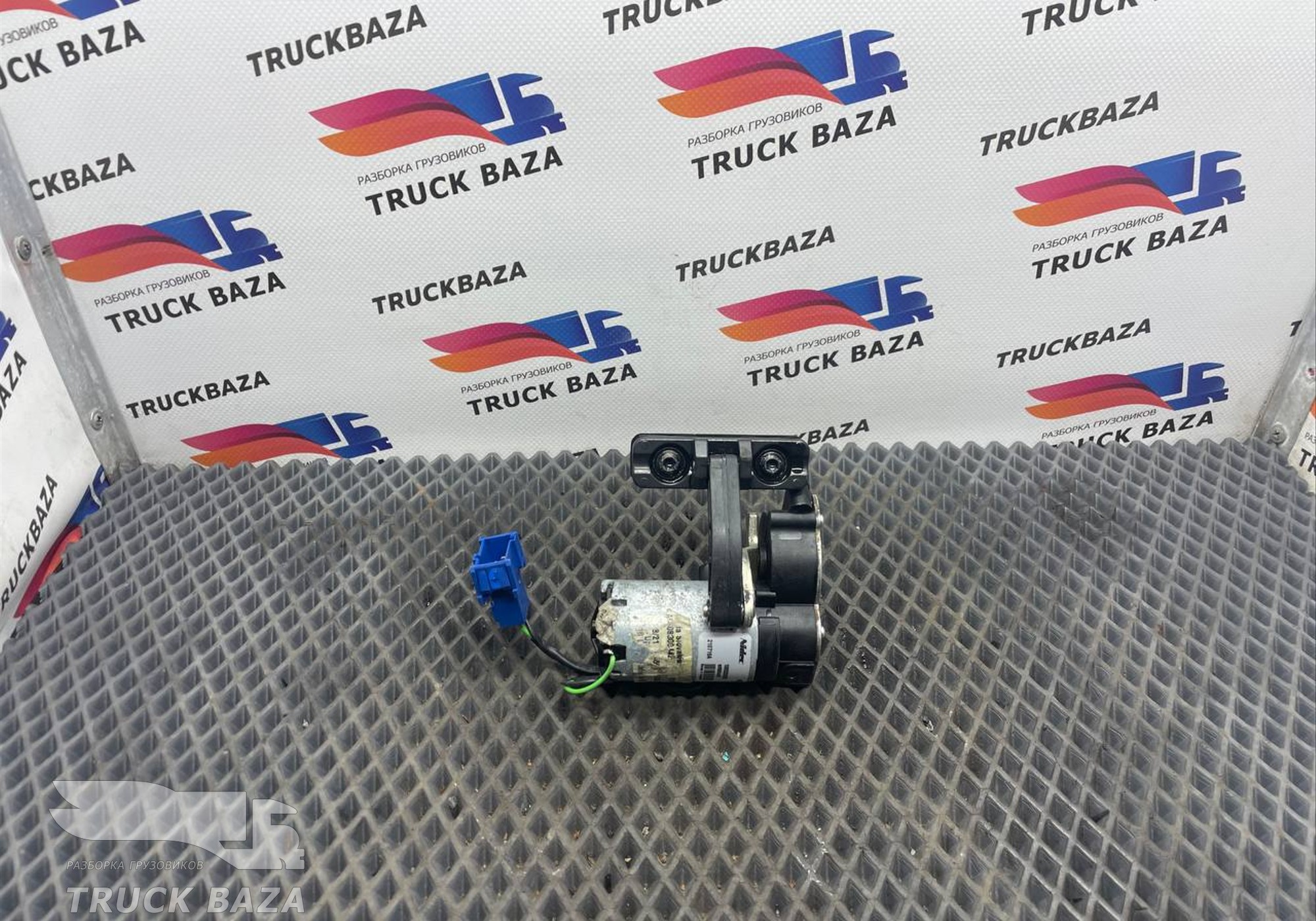 9608300442 Моторчик люка для Mercedes-Benz Actros New Actros MP4 (с 2011)