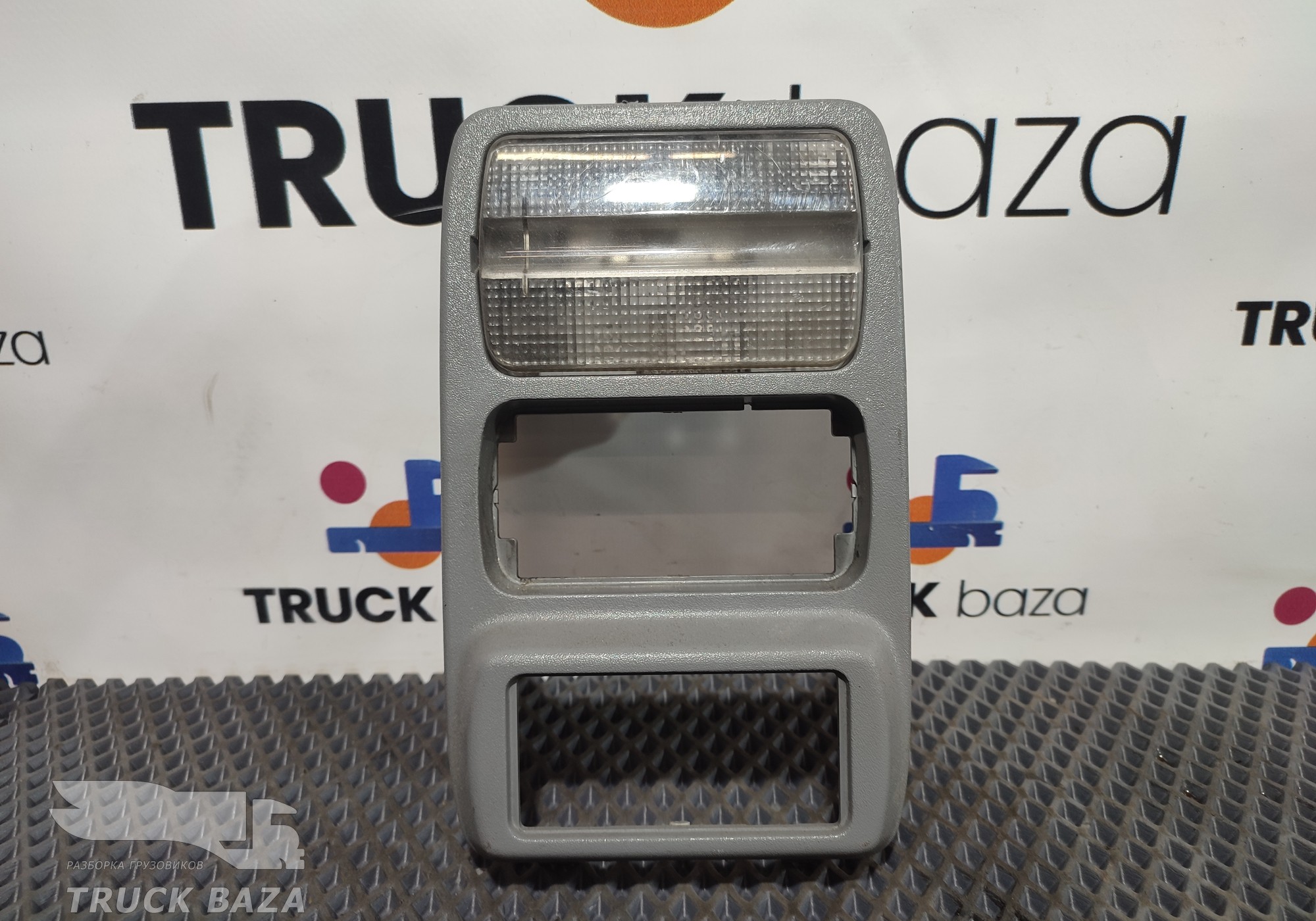 9438200043 Плафон внутреннего освещения