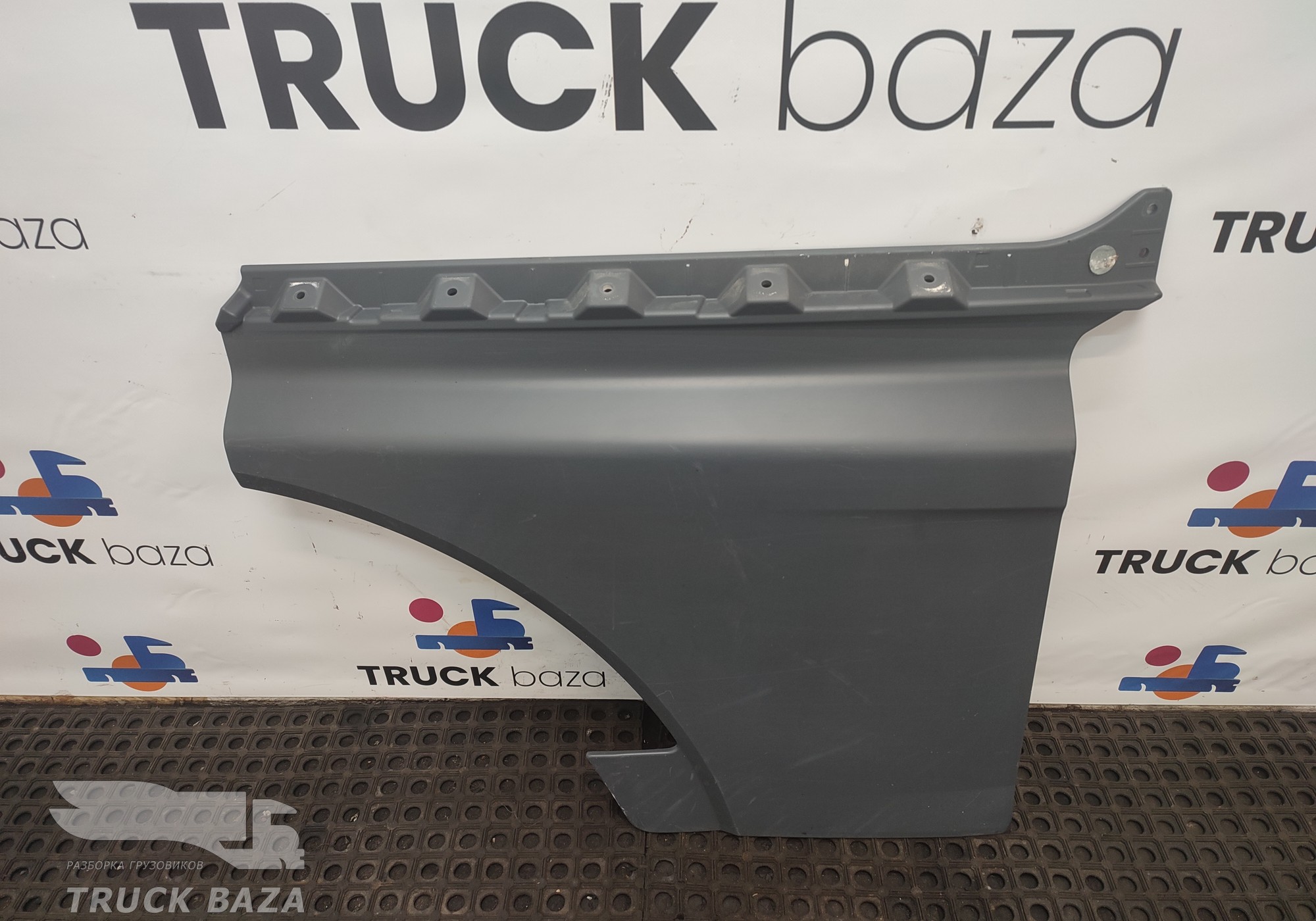 81626100080 Продолжение двери правой для Man TGX TG3 (с 2020)